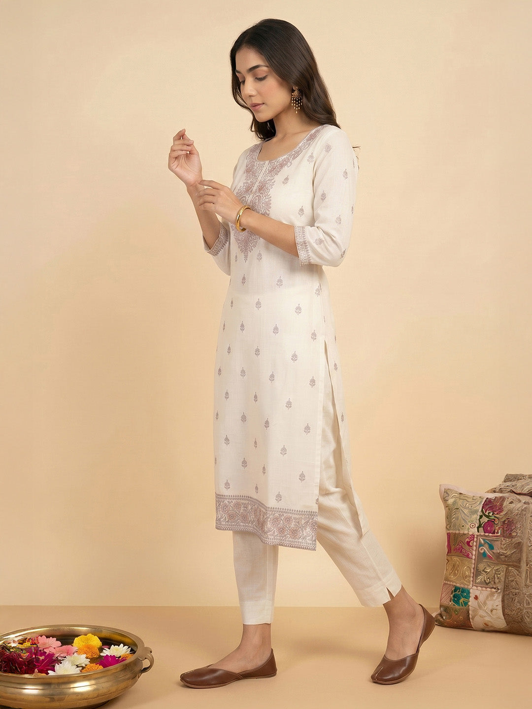 Janasya Off White Straight Cotton Kurta - Dista