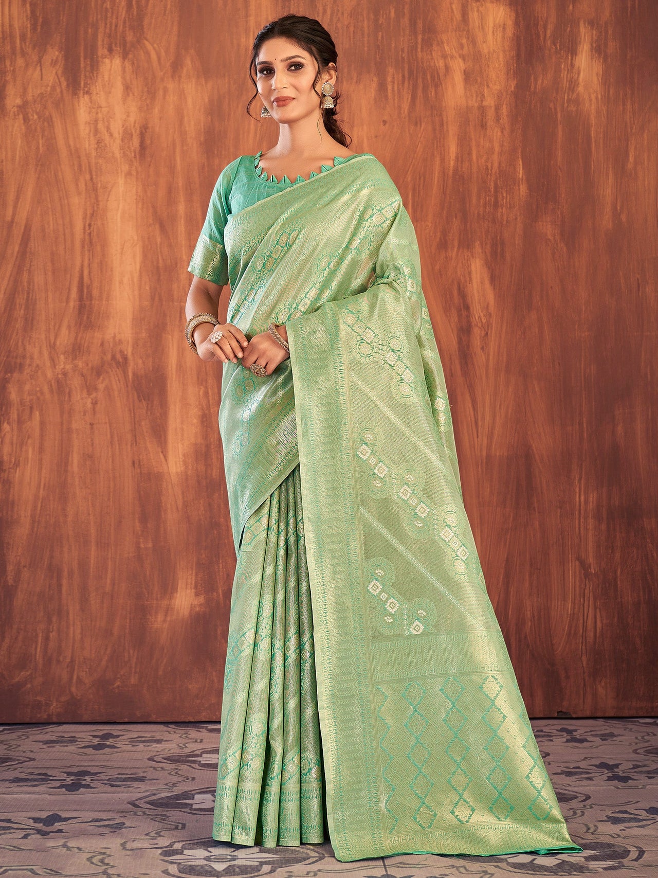 NOZ2TOZ Women's Cotton Sea Green Woven Design Designer Saree With Blouse Piece