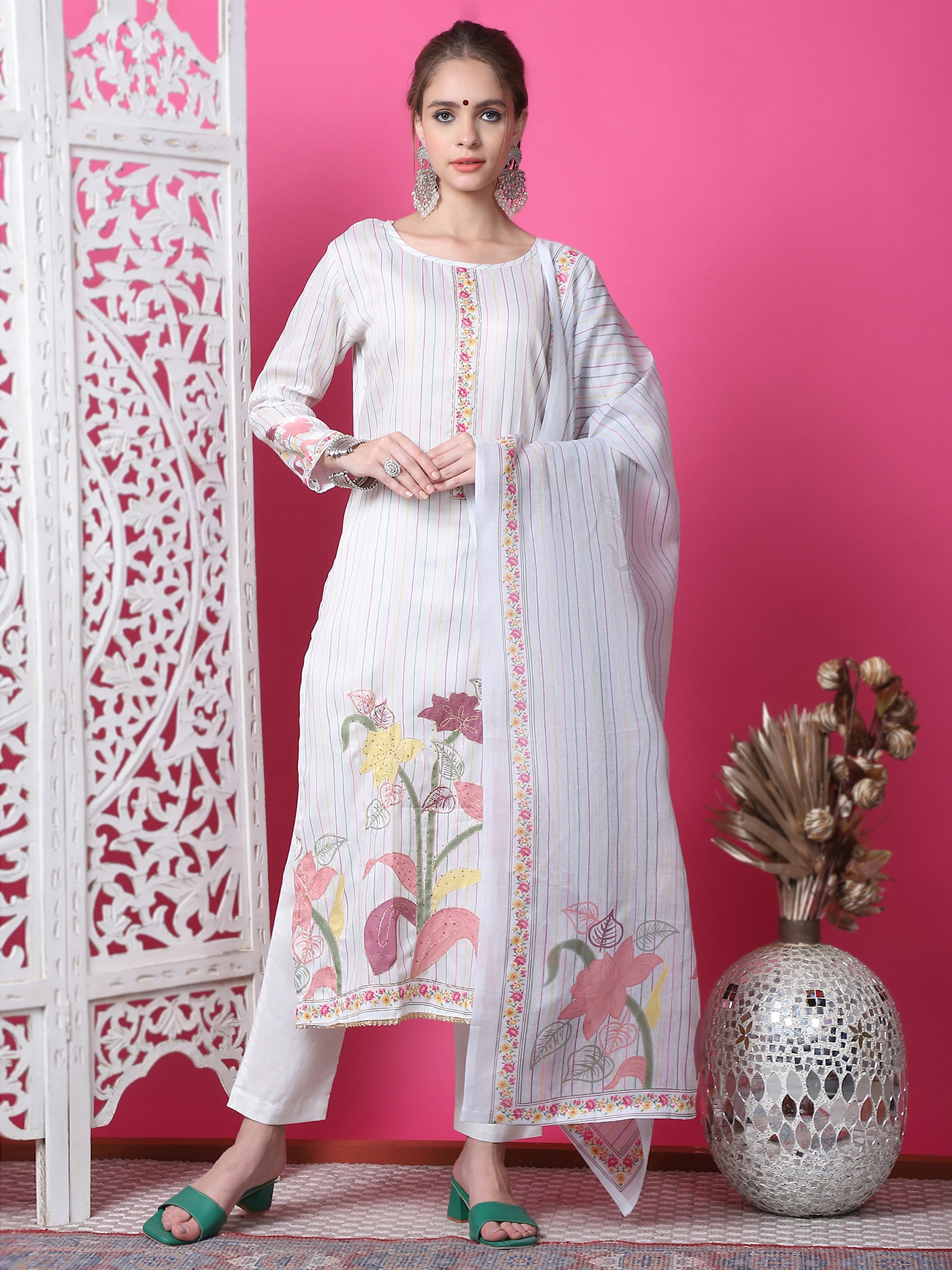 Jyoti Fashion Women's Off White Cotton Geometric Digital Print with Jari & Crystal Kurta with Trouser & Dupatta - Distacart