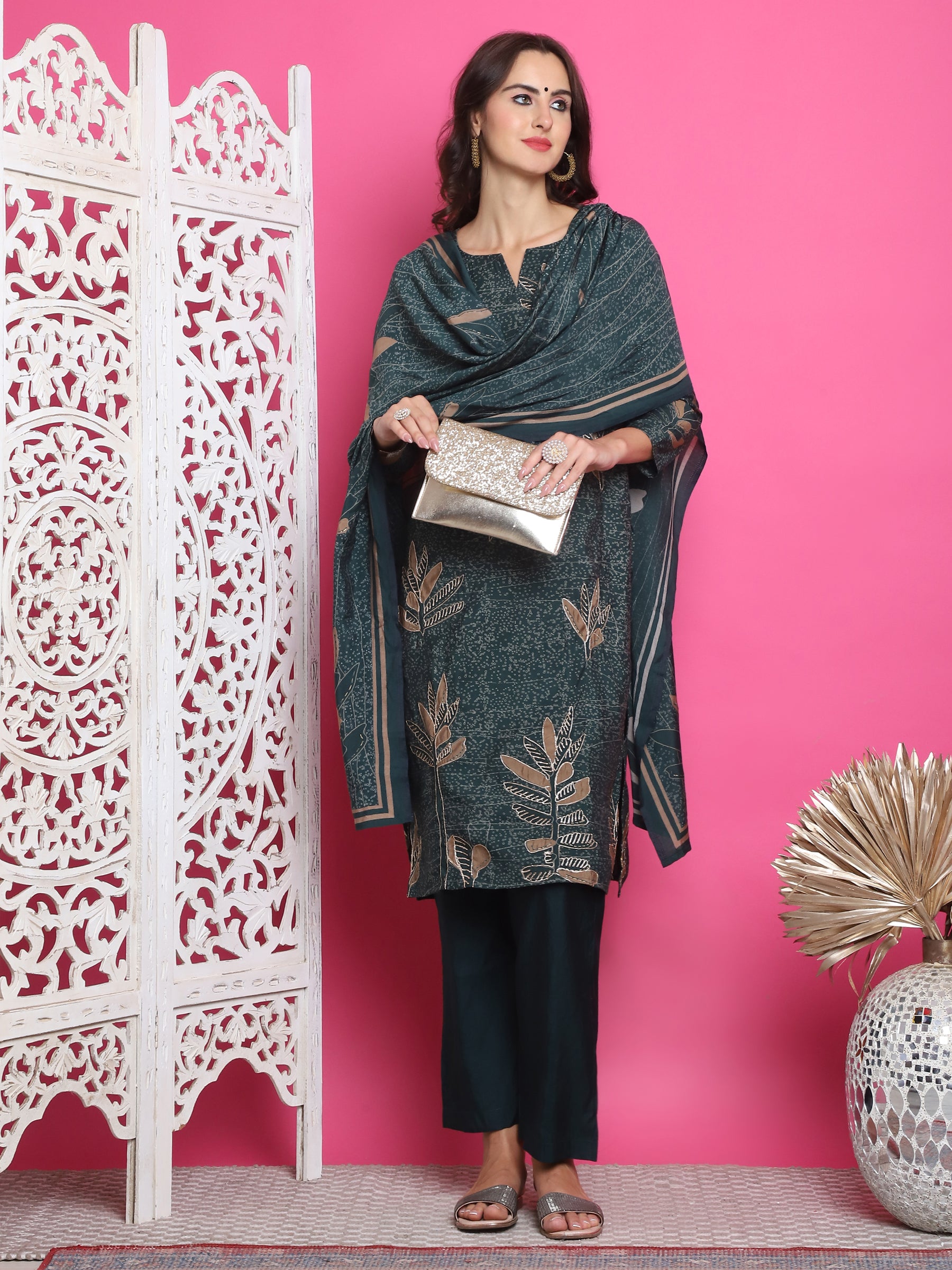 Jyoti Fashion Women's Green Muslin Floral Print with Jari & Crystal work Kurta with Trouser & Dupatta - Distacart