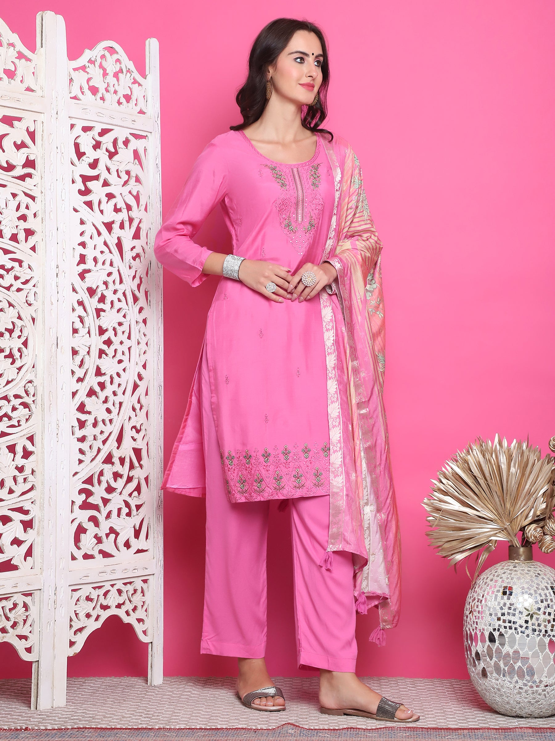 Jyoti Fashion Women's Pink Muslin Floral Resham Embroidery Kurta with Trouser & Dupatta - Distacart