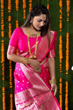 Thumbnail for Jyoti Fashion Women's Rani Pink Handloom Banarasi Silk Zari Woven Saree with Blouse - Distacart