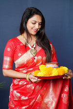 Thumbnail for Jyoti Fashion Women's Red Handloom Banarasi Silk Zari Woven Saree with Blouse - Distacart
