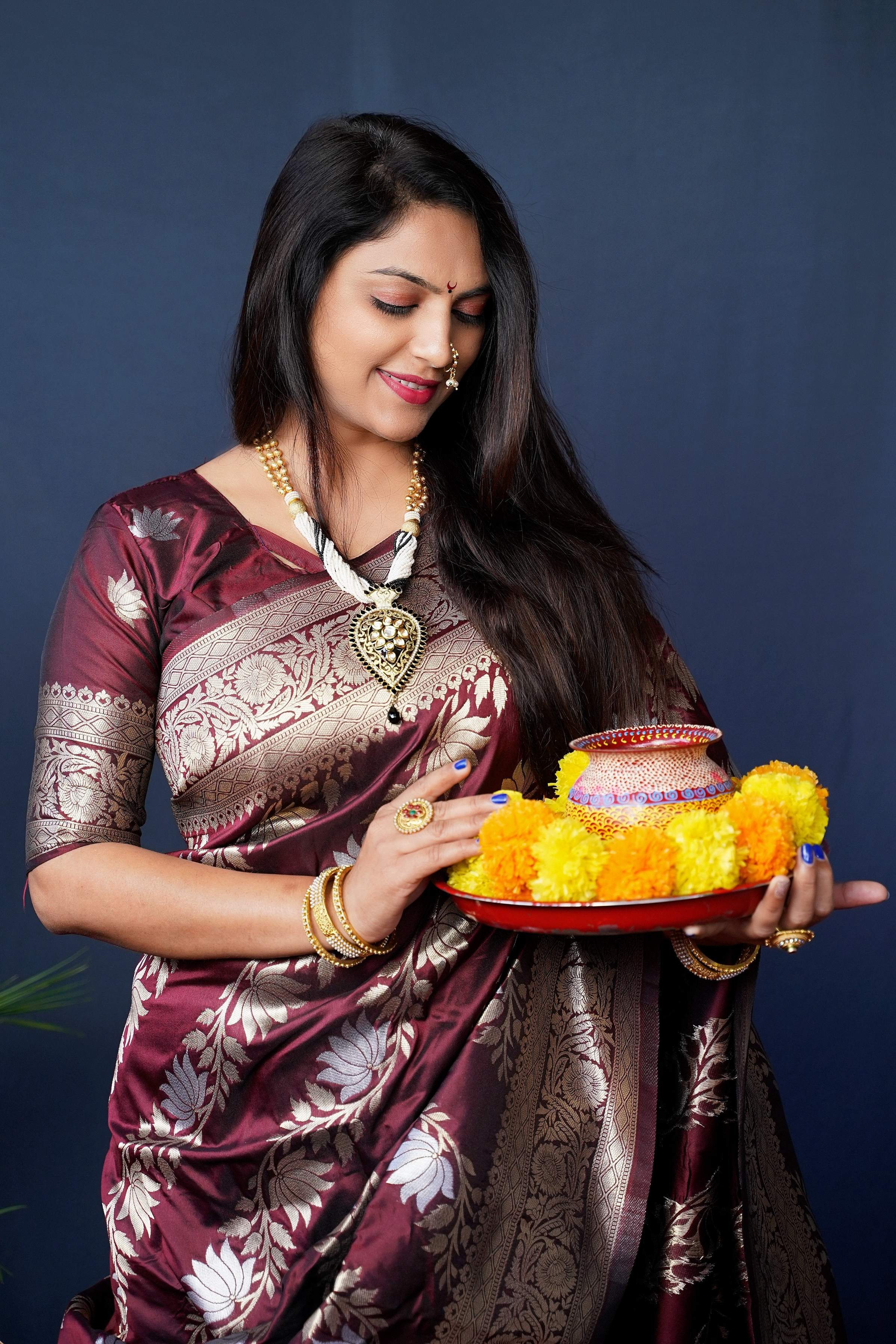 Jyoti Fashion Women's Maroon Handloom Banarasi Silk Zari Woven Saree with Blouse - Distacart