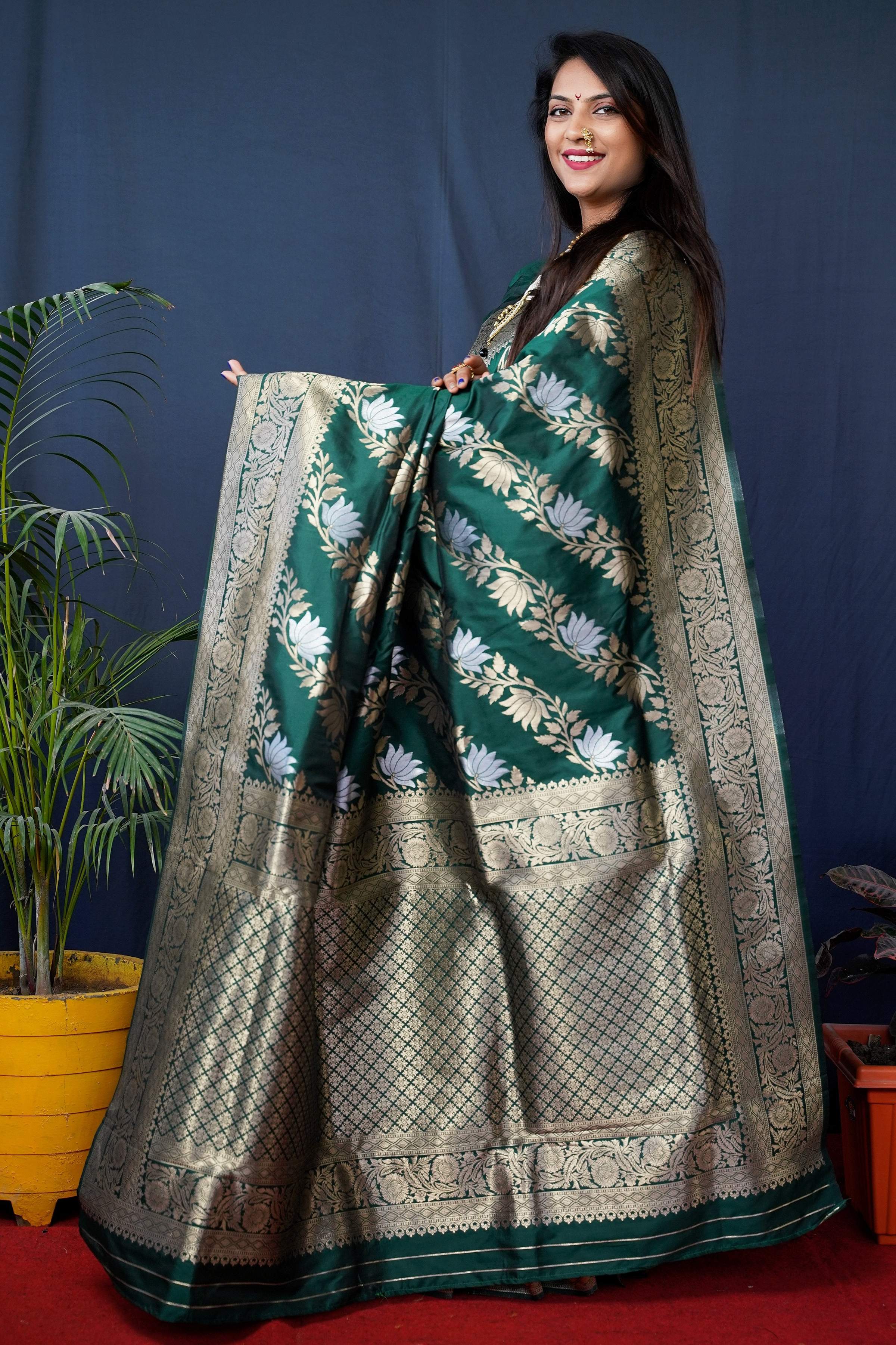 Jyoti Fashion Women's Green Handloom Banarasi Silk Zari Woven Saree with Blouse - Distacart