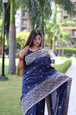 Thumbnail for Jyoti Fashion Women's Navy Blue Handloom Raw Silk Weaving Pallu Traditional Saree with Blouse - Distacart