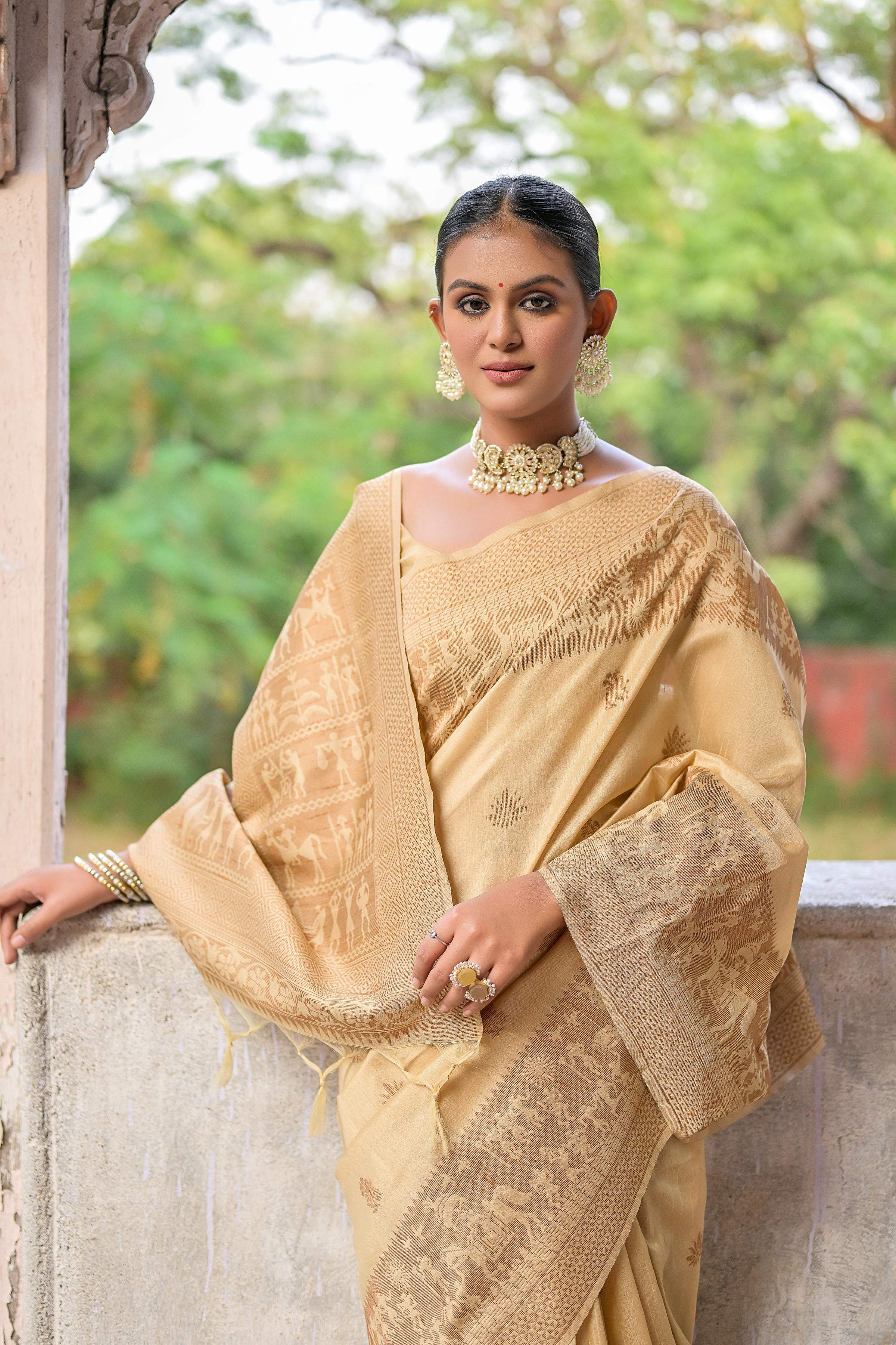 Jyoti Fashion Women's Beige Handloom Raw Silk Weaving Pallu Traditional Saree with Blouse - Distacart
