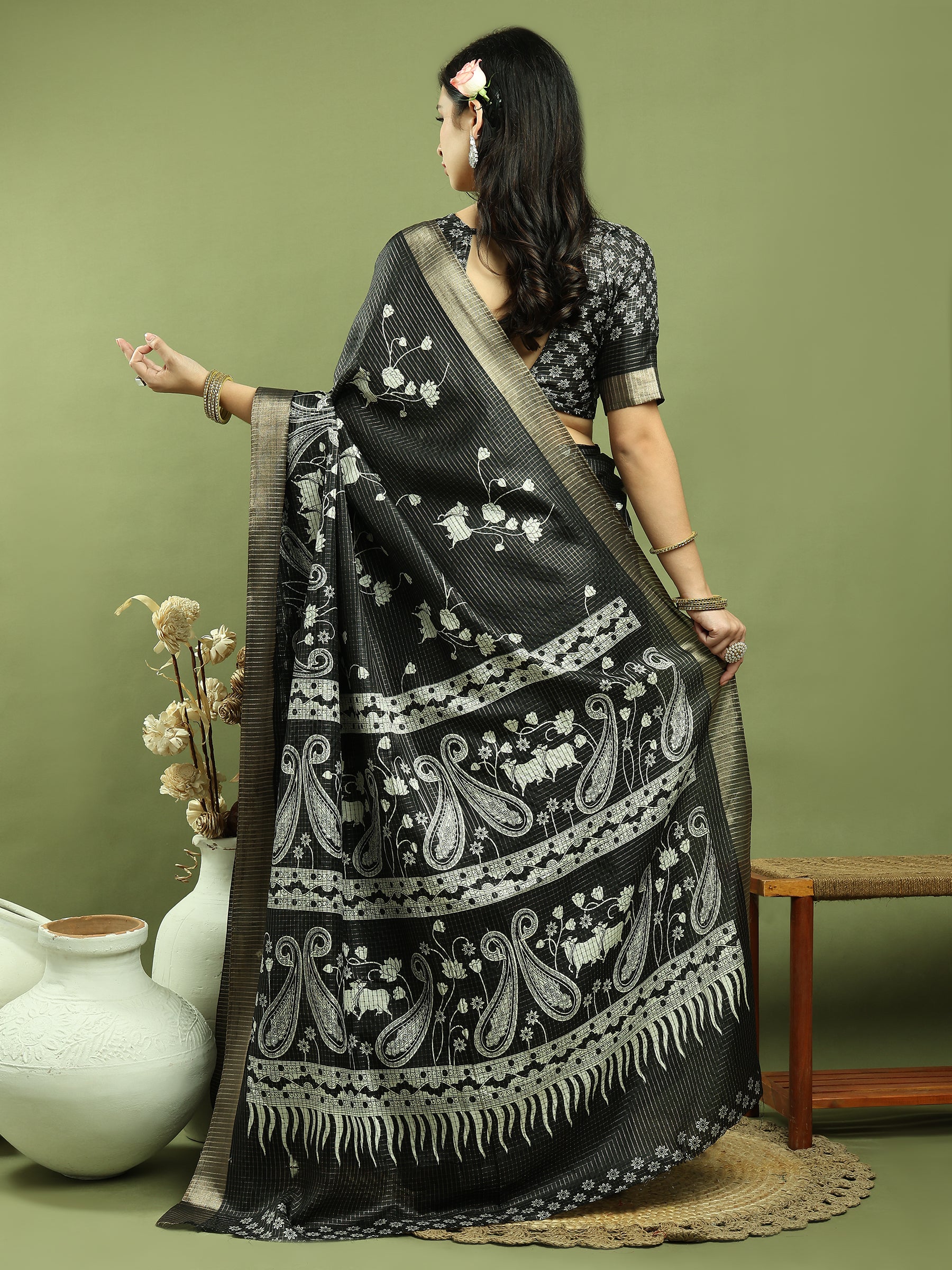 Jyoti Fashion Women's Black Silk Blend Floral Print with Checks Jari Weaving Saree with Blouse - Distacart