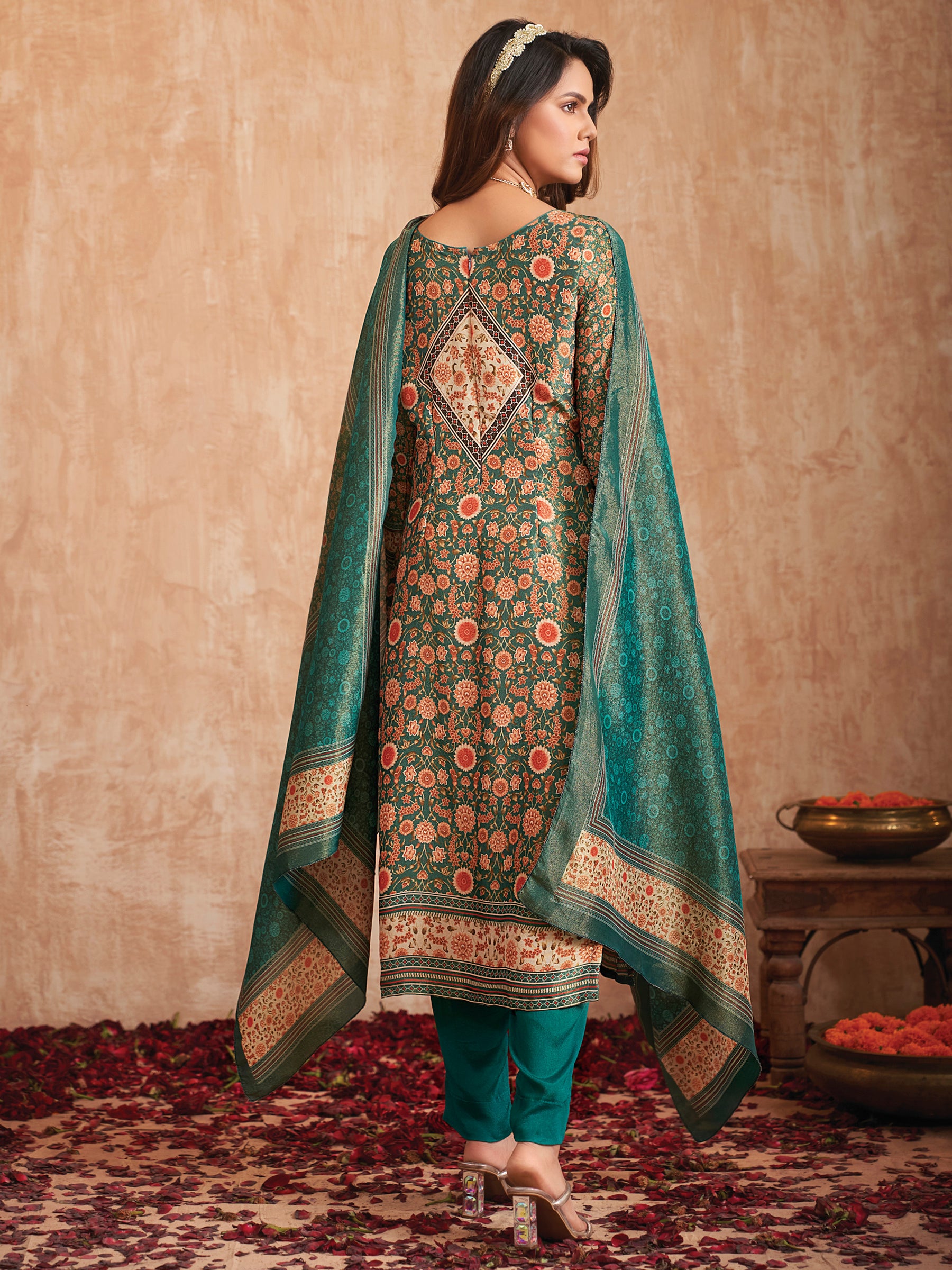 Jyoti Fashion Women's Green Pure Tissue Shimmer Floral Digital Print With Zardoshi Hand Work Salwar Suit Set - Distacart