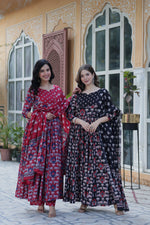 Thumbnail for Jyoti Fashion Women's Maroon & Black Cotton Printed Designer Combo Anarkali Set with Dupatta - Distacart