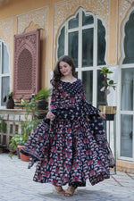 Thumbnail for Jyoti Fashion Women's Black Cotton Printed Designer Anarkali Set with Dupatta - Distacart