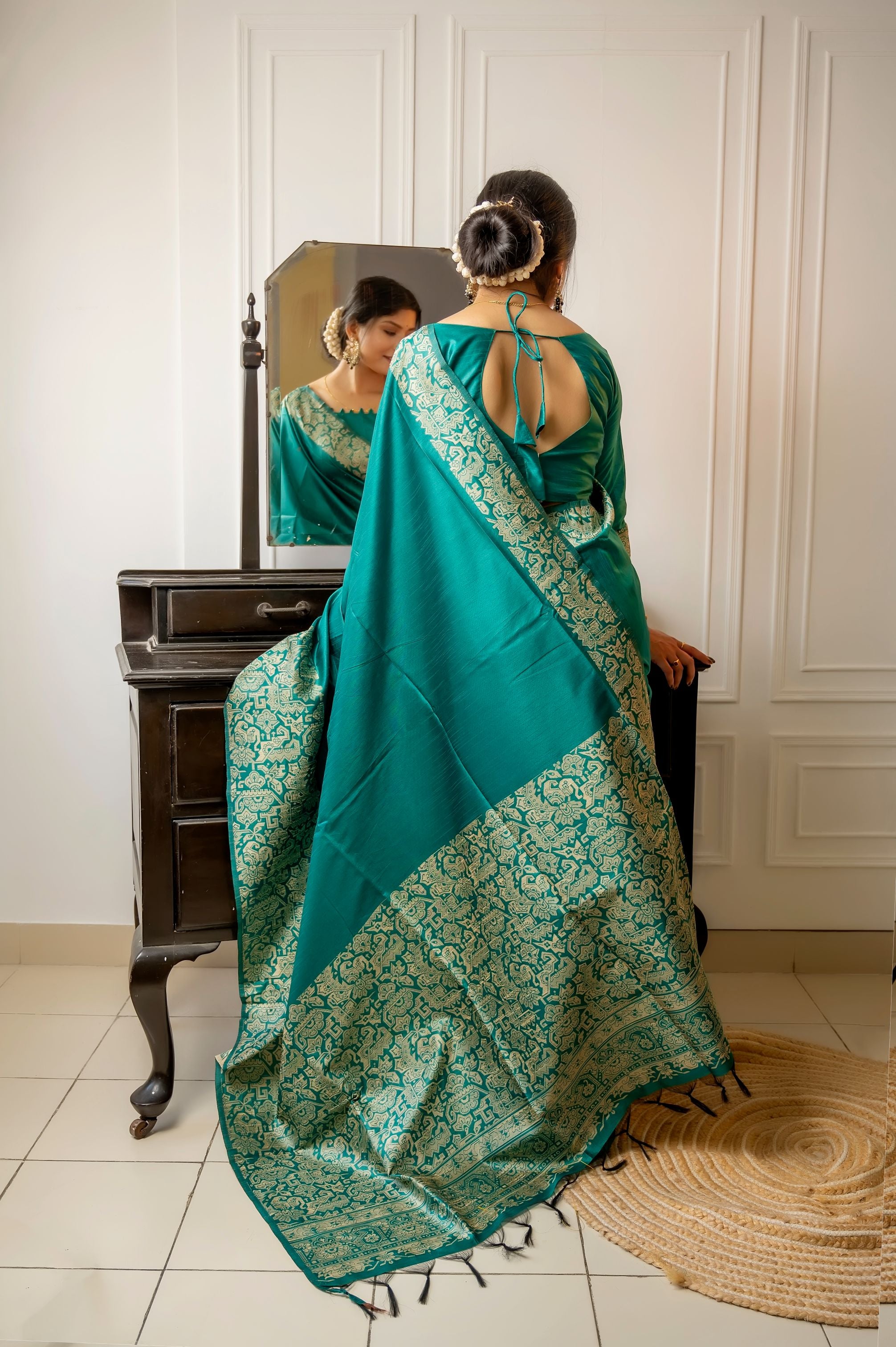 Jyoti Fashion Women's Rama Handloom Raw Silk Weaving Designer Saree with Blouse