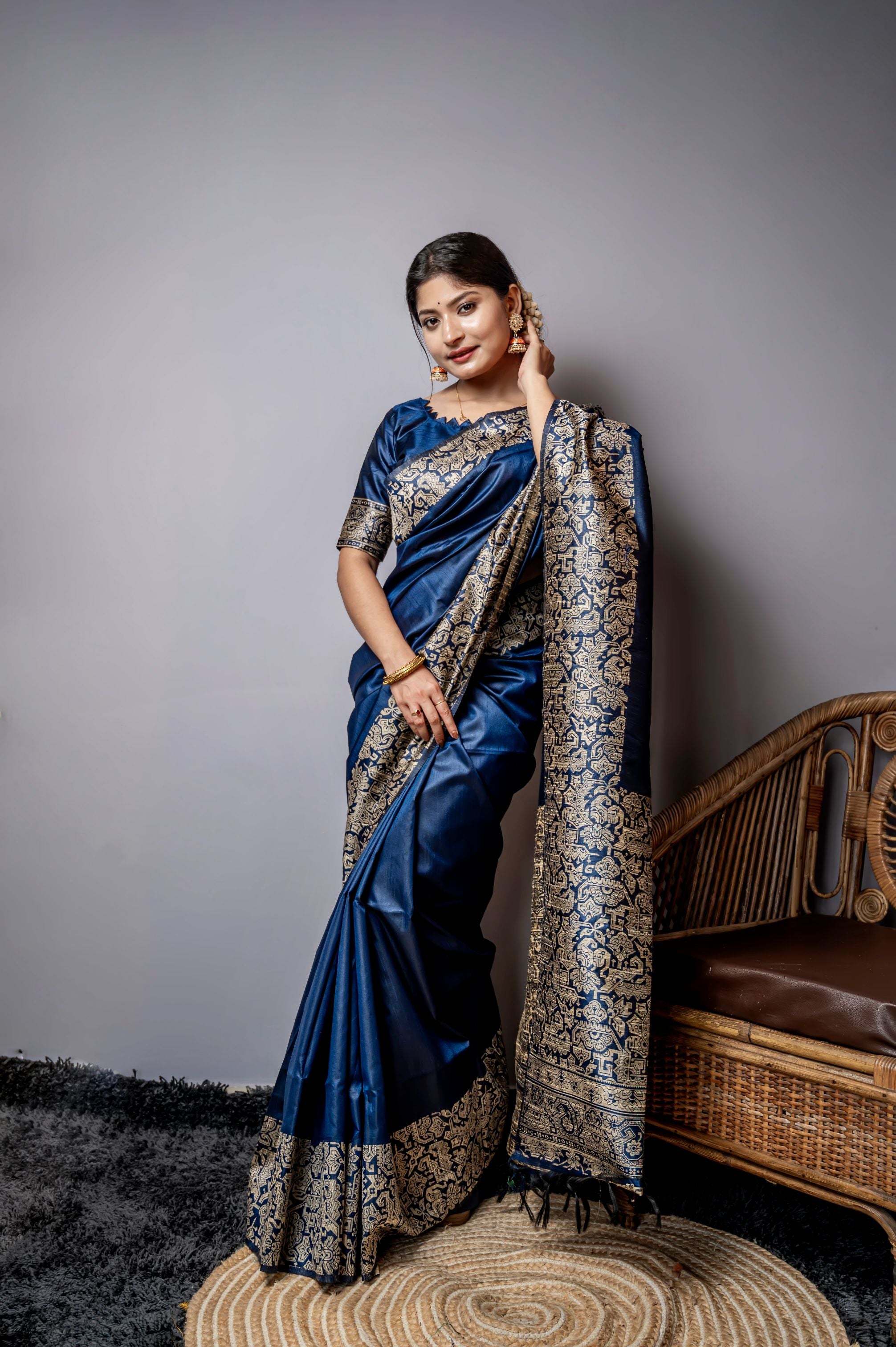 Jyoti Fashion Women's Navy Blue Handloom Raw Silk Weaving Designer Saree with Blouse