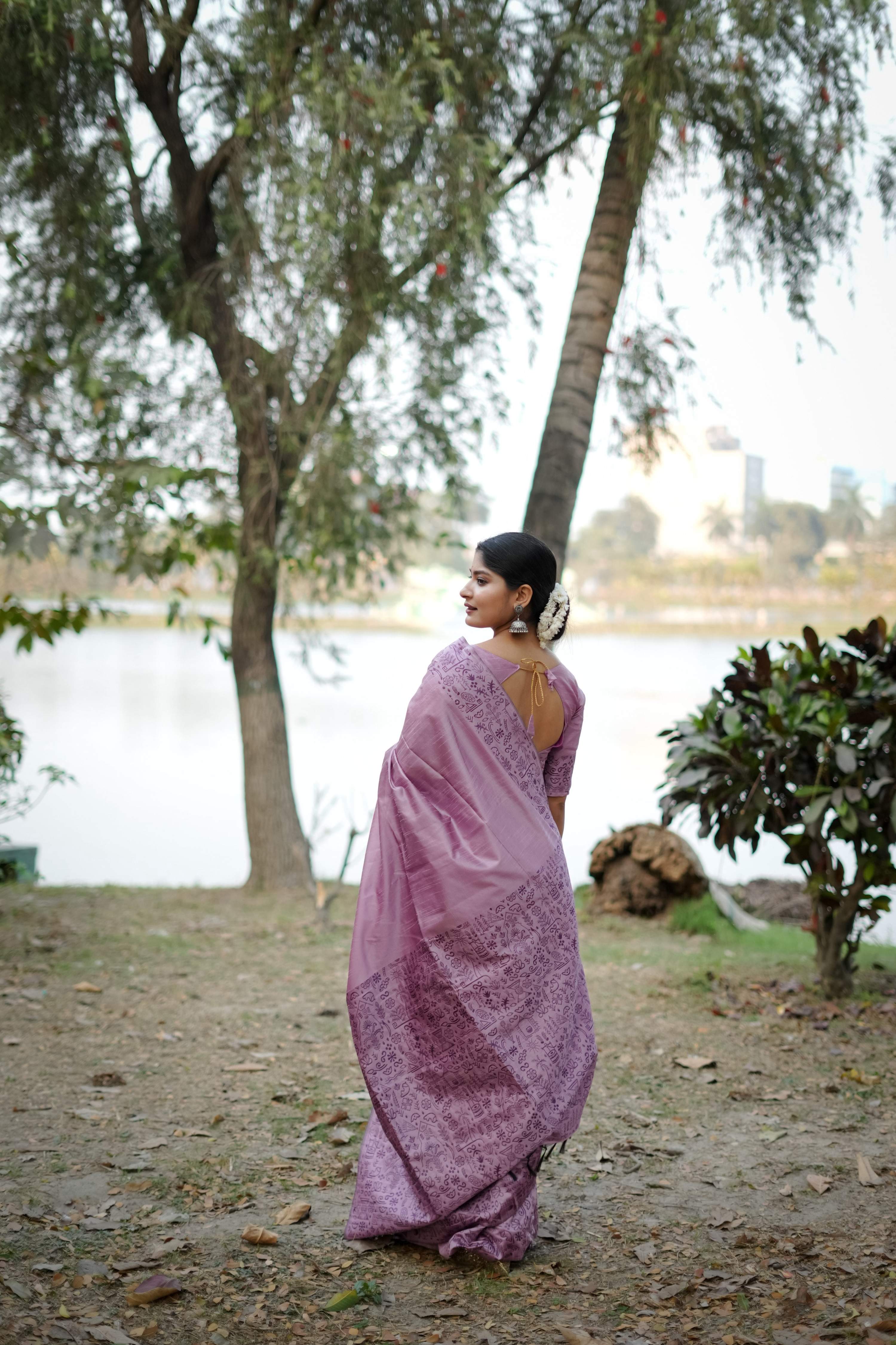 Jyoti Fashion Women's Purple Handloom Raw Silk Weaving Designer Saree with Blouse