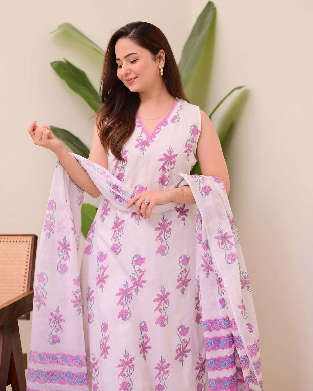 Jyoti Fashion Women's Purple Rayon Slub Floral Printed Designer Kurta Set with Dupatta