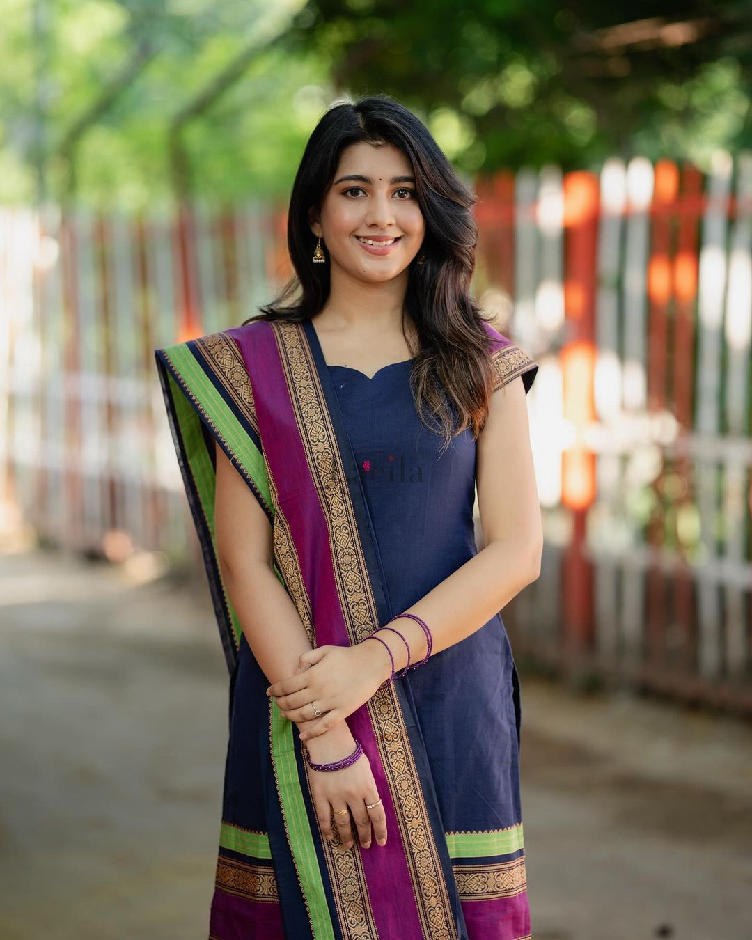 Jyoti Fashion Women's Navy Blue Kanchi Cotton Zari Woven Designer Kurti with Dupatta