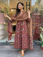 Thumbnail for Jyoti Fashion Women's Maroon Rayon Slub Floral Printed Designer Kurta Set with Dupatta