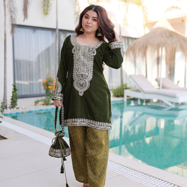Jyoti Fashion Mehendi Velvet Embroidered Designer Kurta Set with Batwa - Distacart