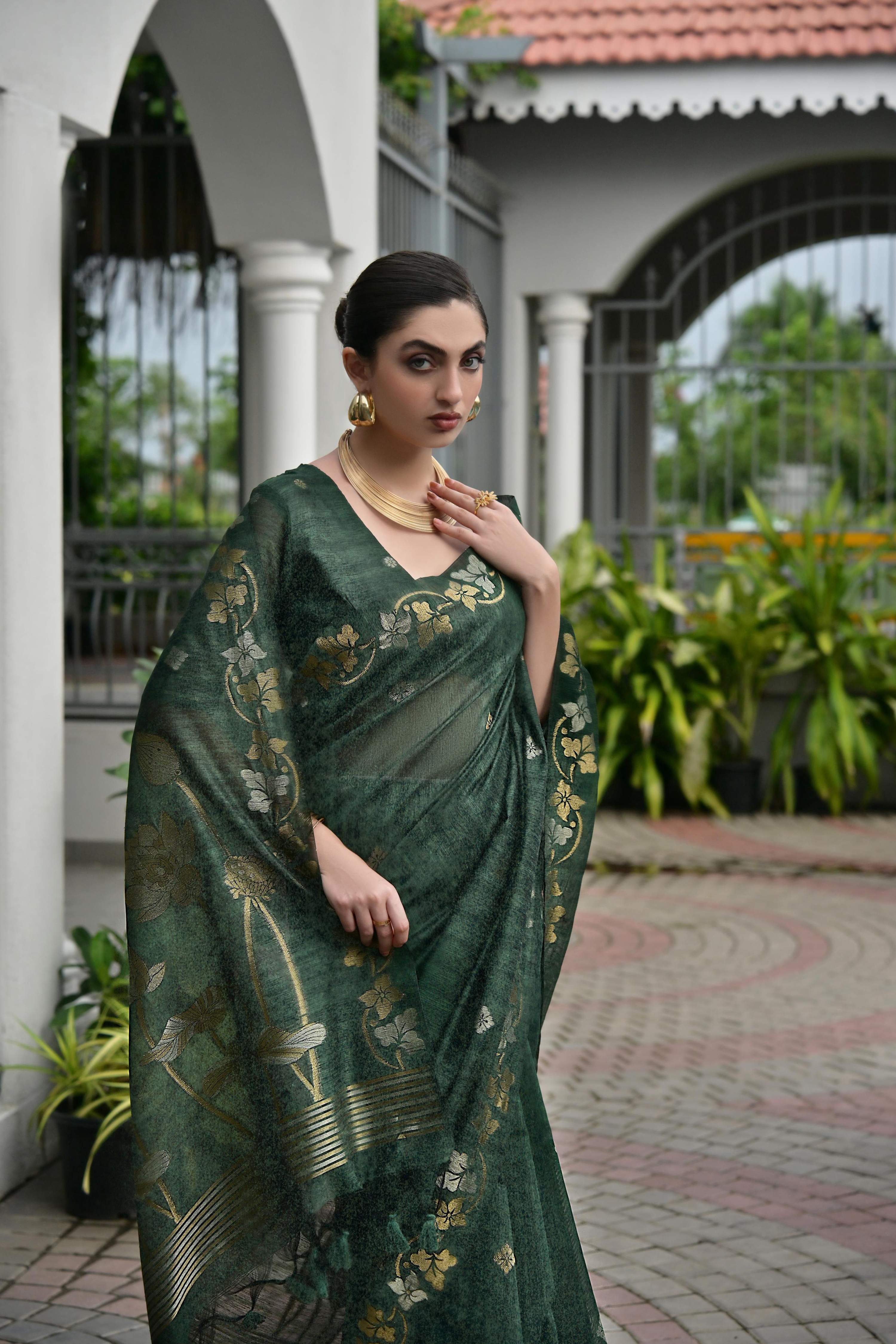 Jyoti Fashion Women's Bottle Green Soft Jute Linen Silk Zari Woven Saree with Blouse - Dista