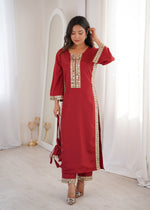 Thumbnail for Jyoti Fashion Maroon Natural Crepe Real Mirror Lace Work Designer Kurta Set with Batwa - Distacart