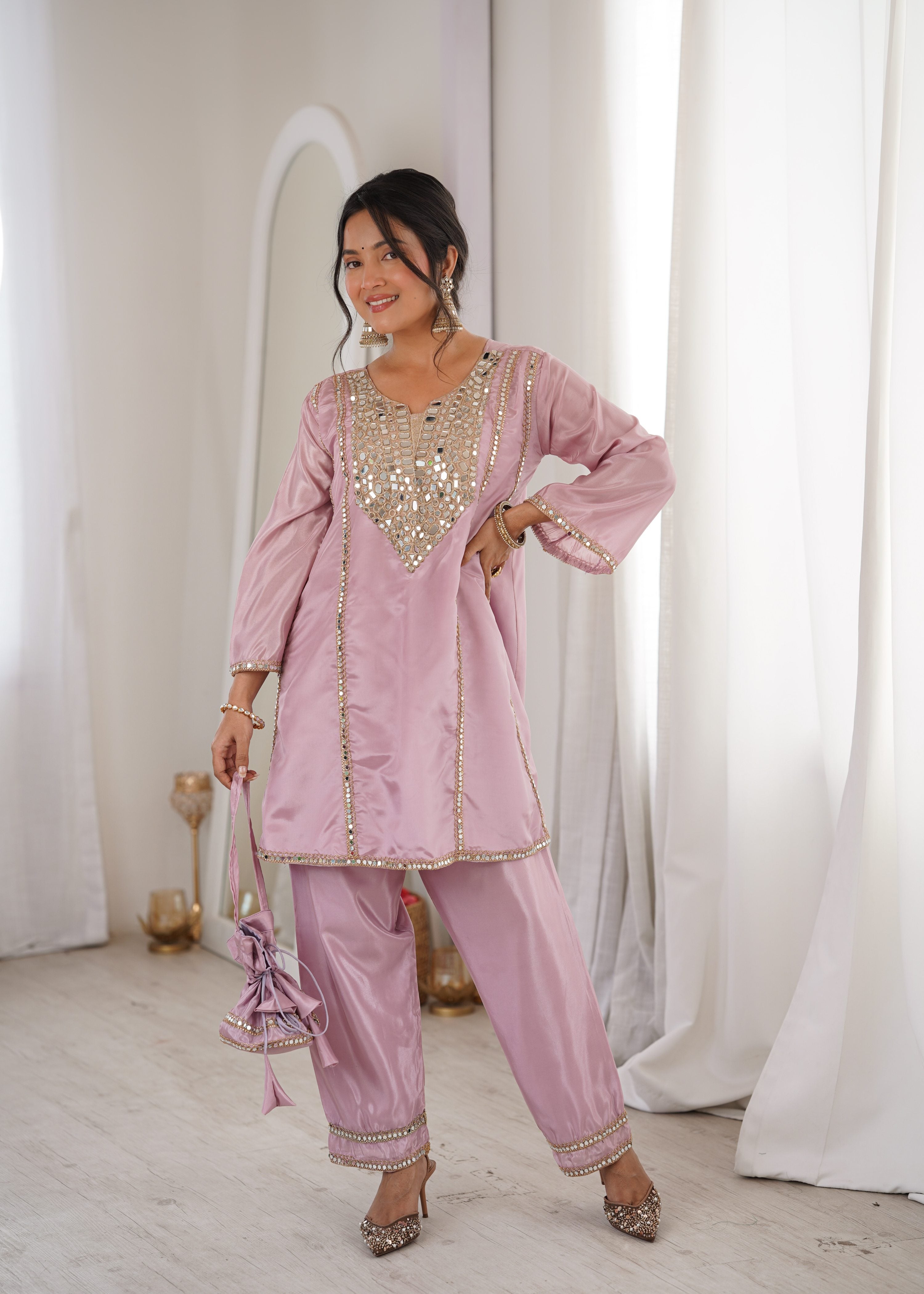 Jyoti Fashion Baby Pink HO Silk Embroidered Designer Kurta Set with Batwa - Distacart