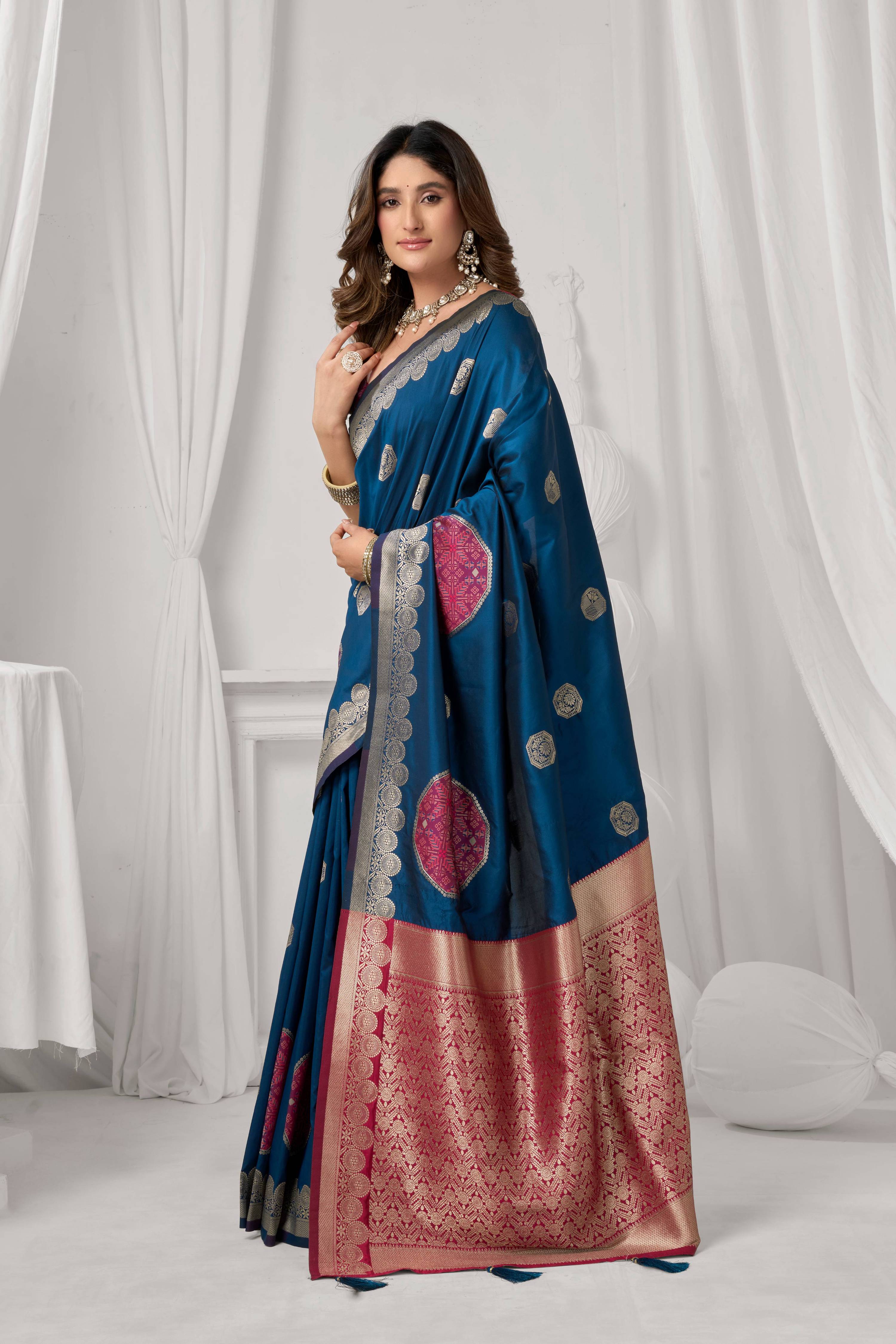 Jyoti Fashion Women's Blue Soft Silk Zari Woven Saree with Blouse - Dista
