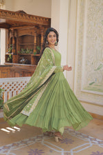 Thumbnail for Jyoti Fashion Women's Green Faux Georgette Embroidered Partywear Anarkali Dress with Dupatta - Distacart