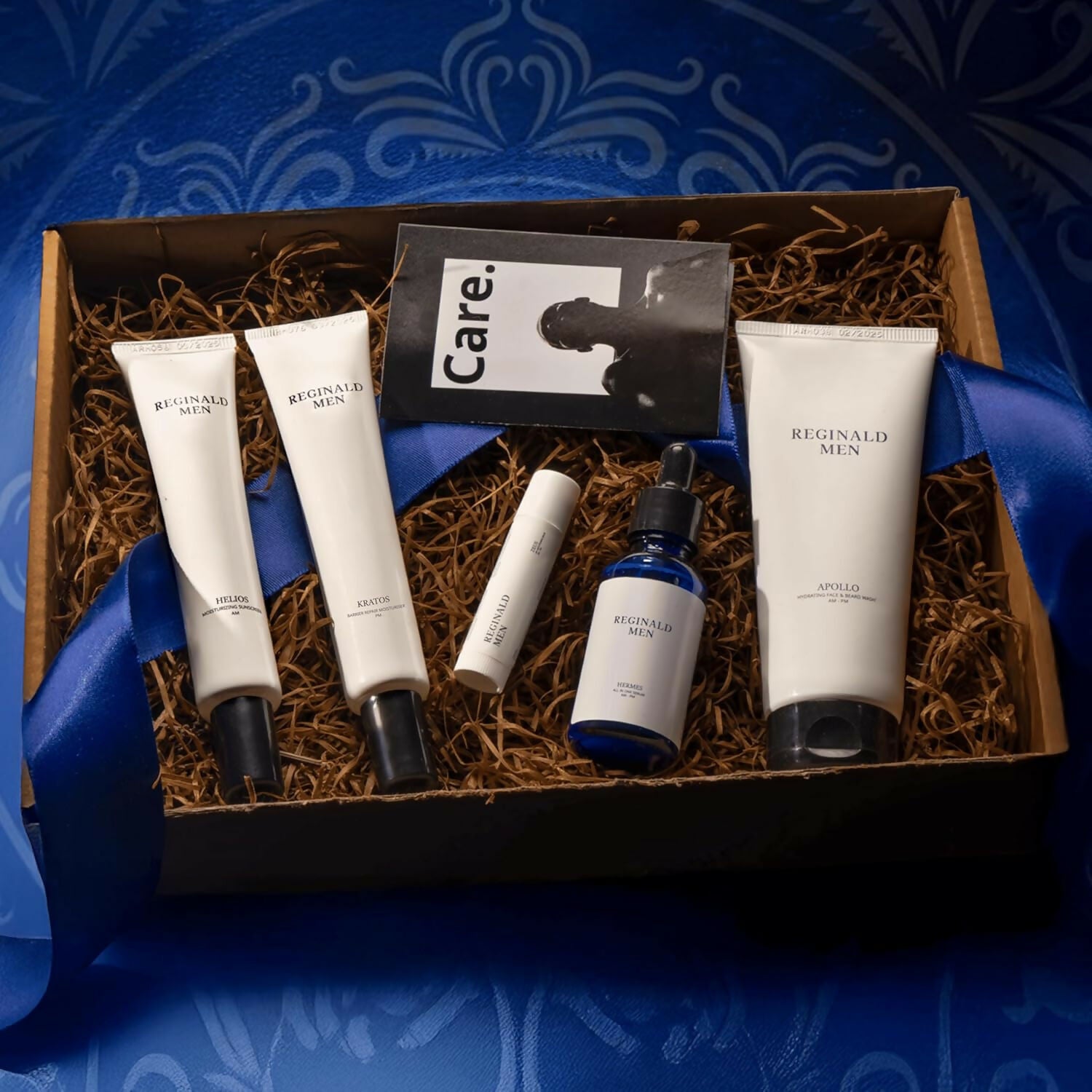 Reginald Men Complete Care Kit (Face wash, Moisturiser, Sunscreen, Serum, Lip Balm)