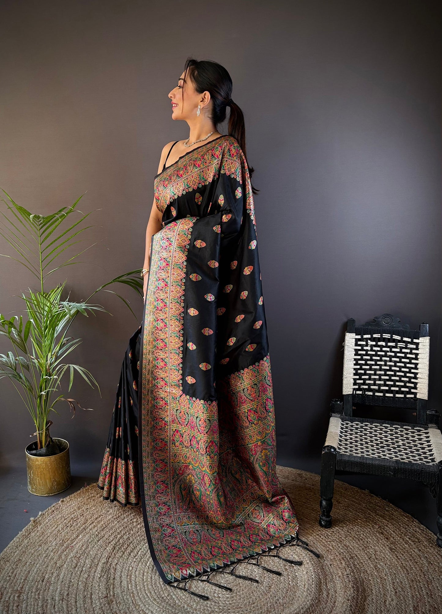 Elora Black Silk Meena Weaving Pashmina Work Kashmiri Saree - Dista