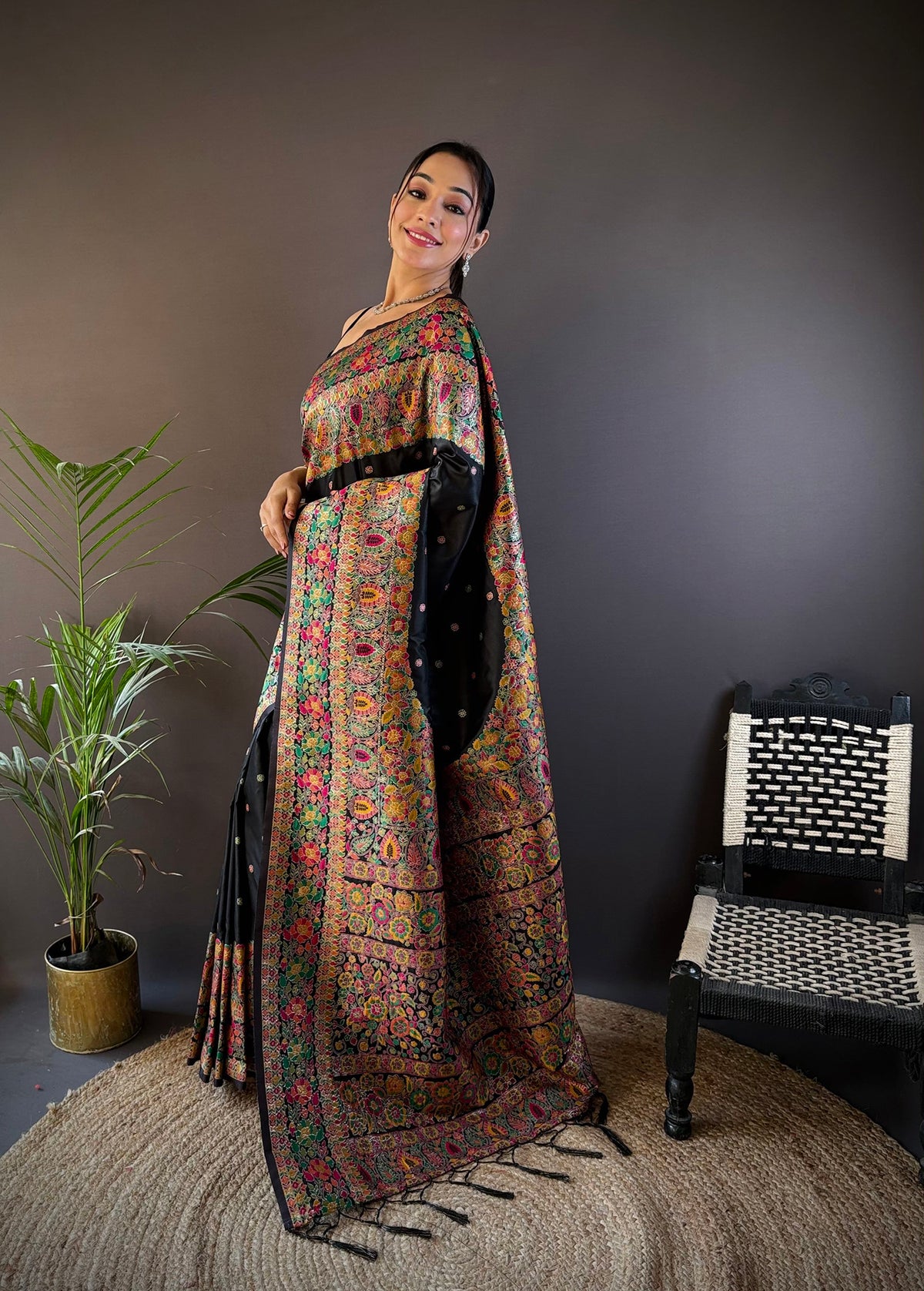 Elora Black Silk Meena Weaving Pashmina Work Kashmiri Saree - Dista