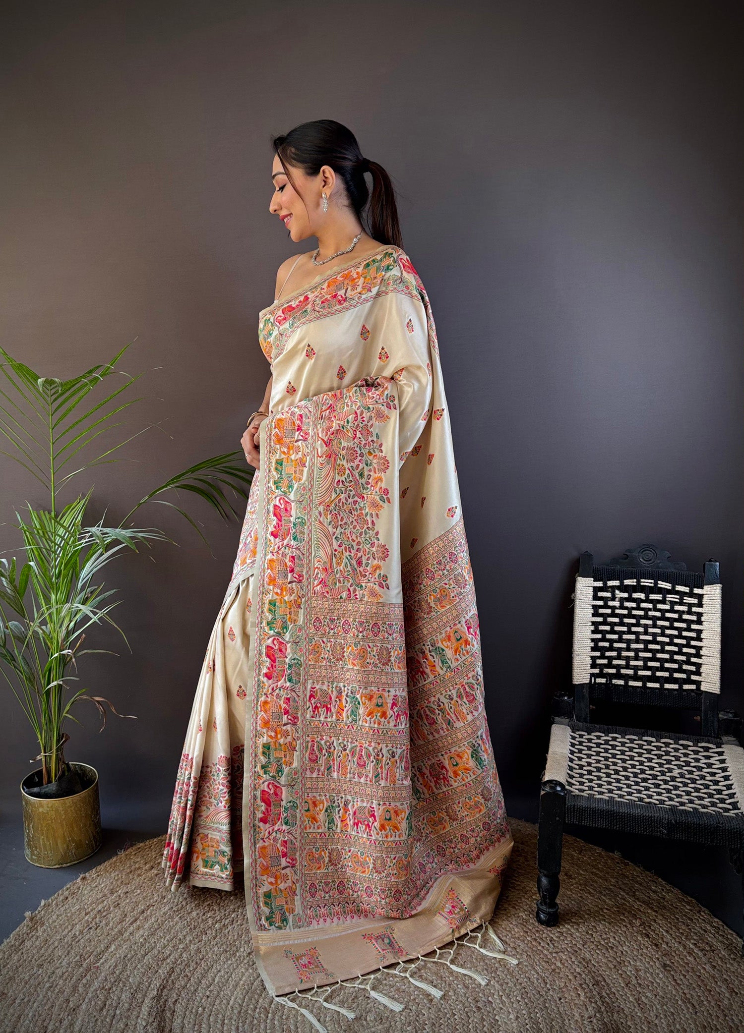 Elora White Silk Meena Weaving Pashmina Work Kashmiri Saree - Dista