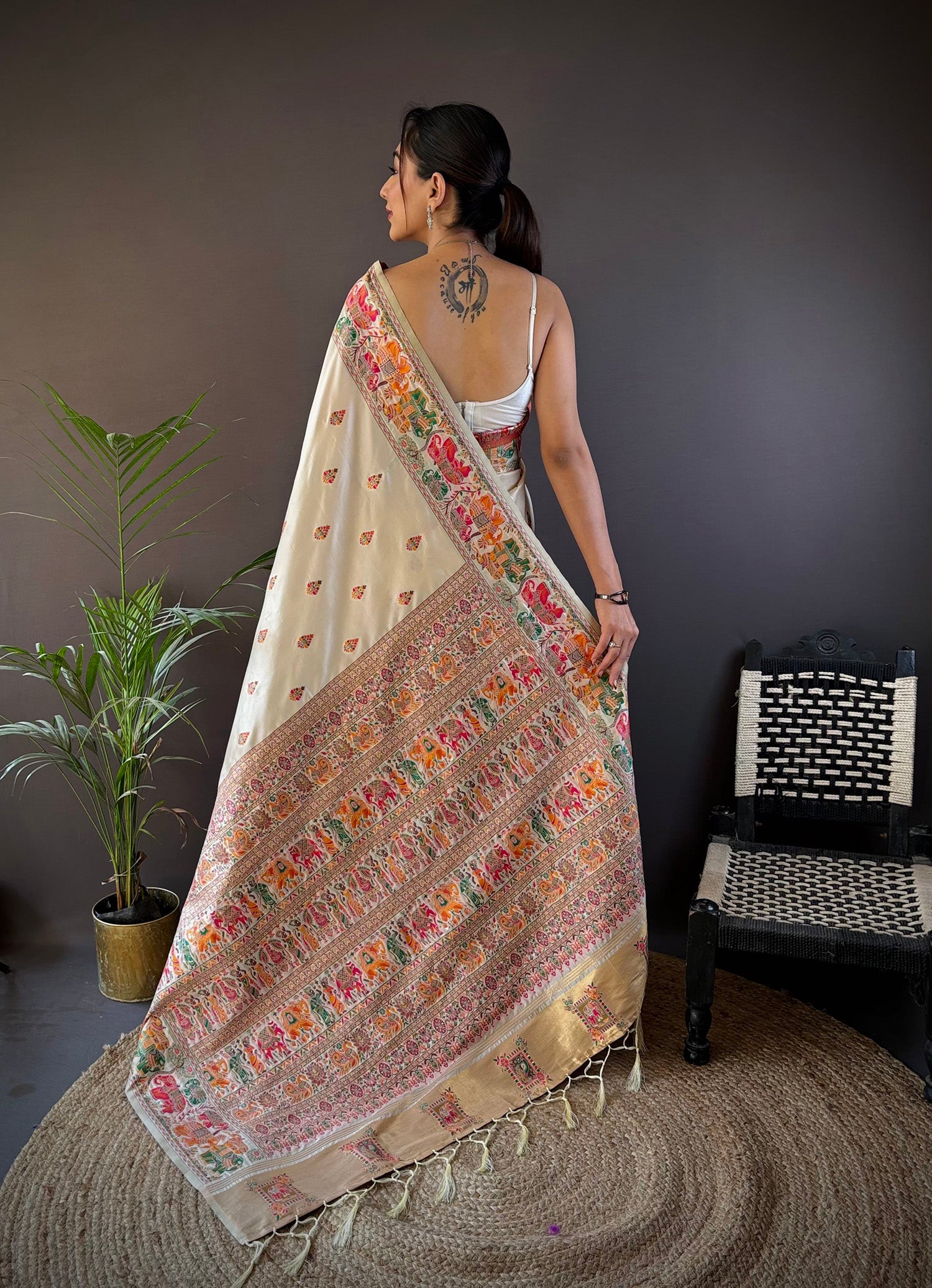 Elora White Silk Meena Weaving Pashmina Work Kashmiri Saree - Dista
