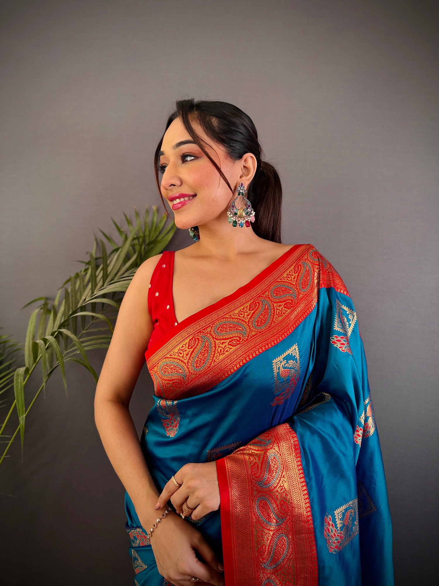 Elora Blue Soft Silk Peacock Pattern Zari Weaving Contrast Border Banarasi Saree - Dista