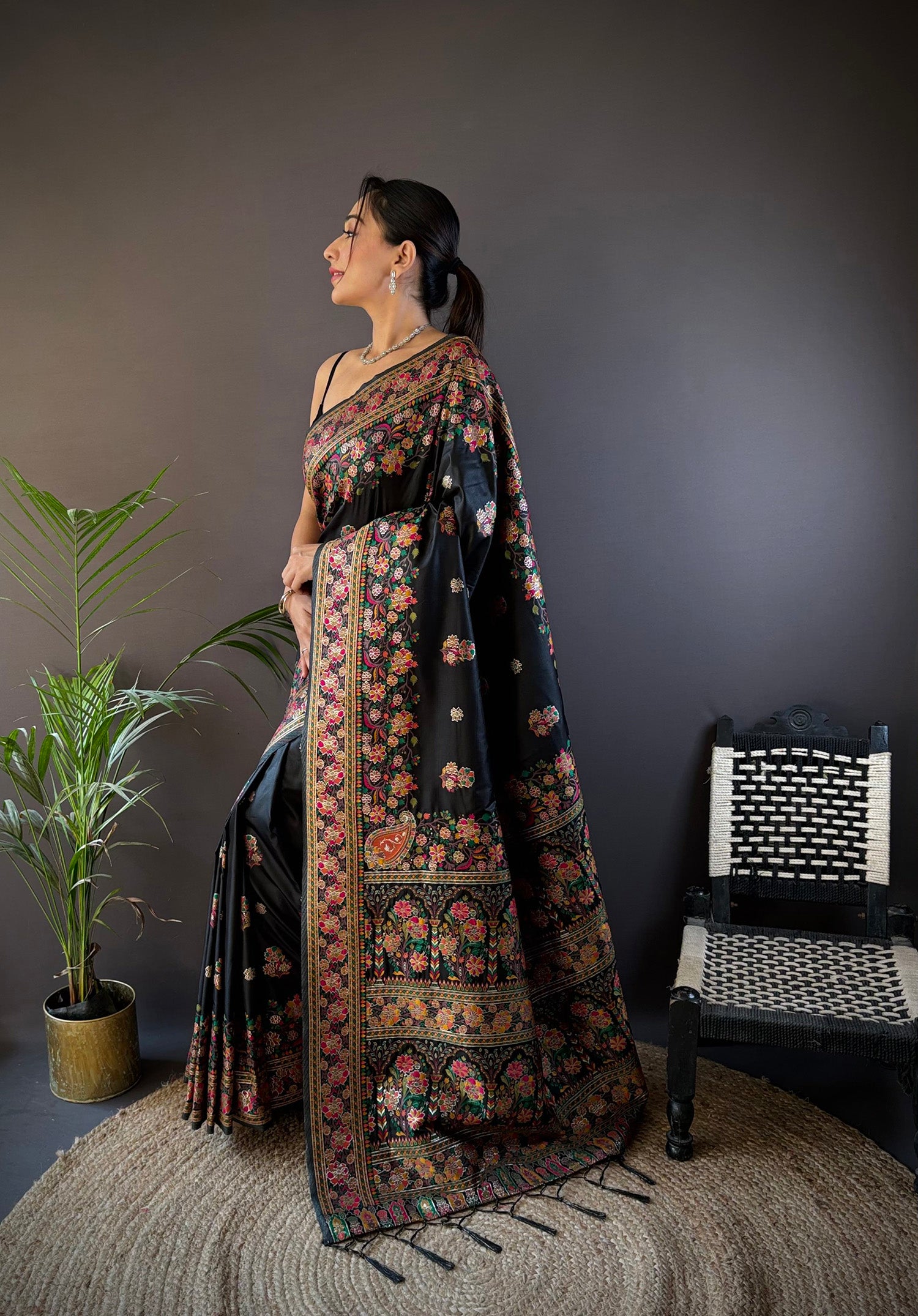 Elora Black Silk Meena Weaving Pashmina Work Kashmiri Saree - Dista