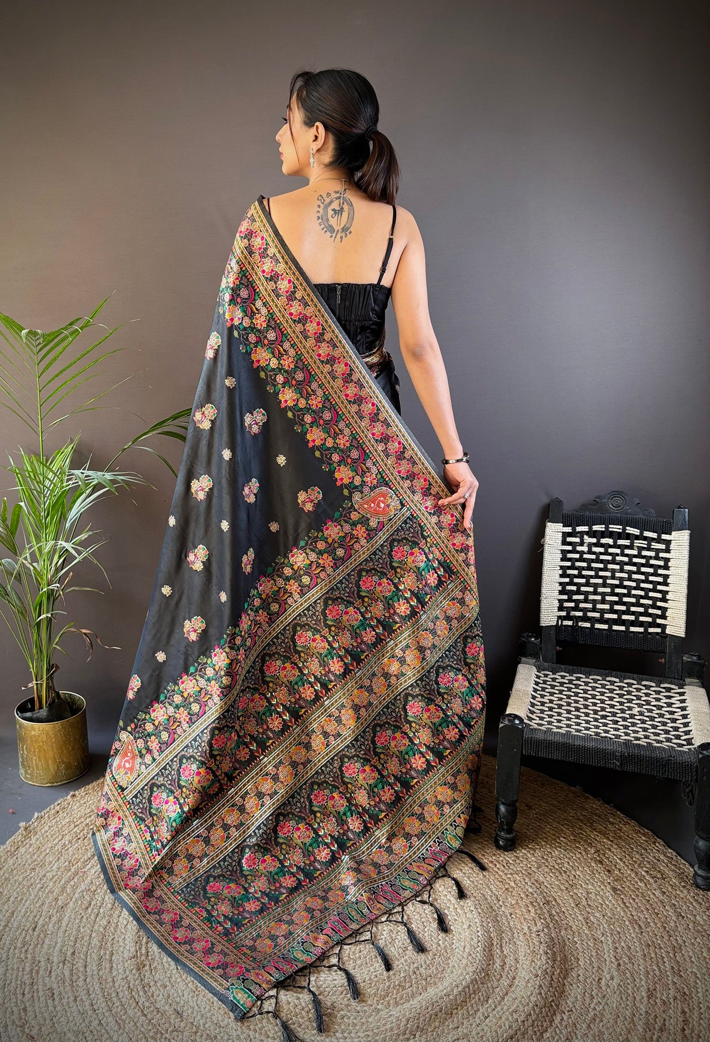 Elora Black Silk Meena Weaving Pashmina Work Kashmiri Saree - Dista