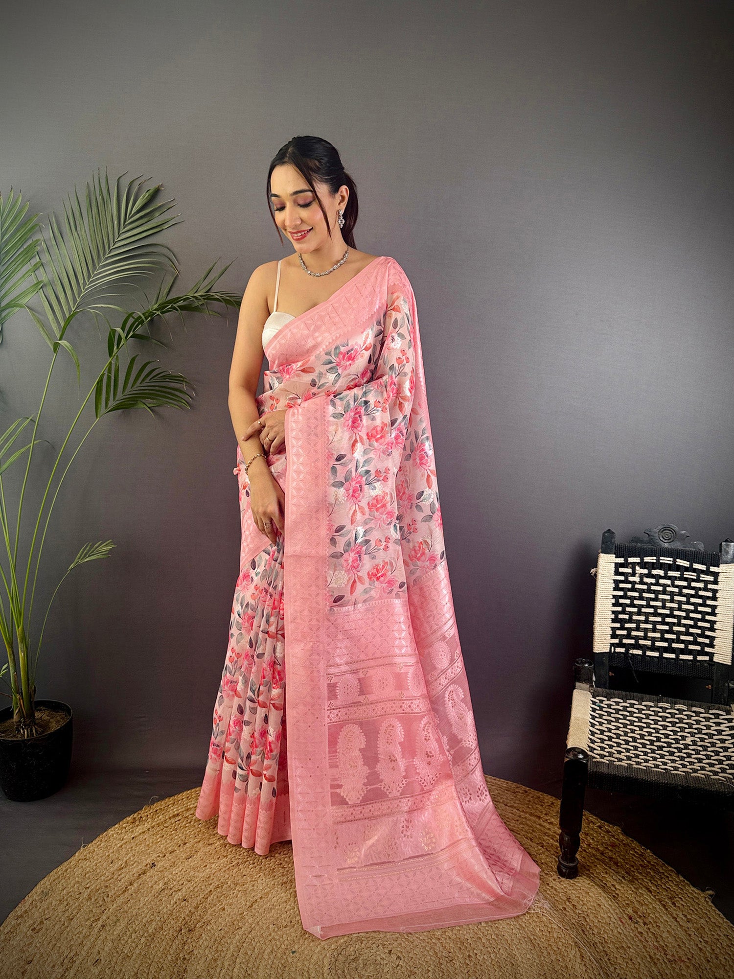 Elora Baby Pink Silk Floral Motifs Coppery Tone Contrast Floral Border Banarasi Saree - Dista