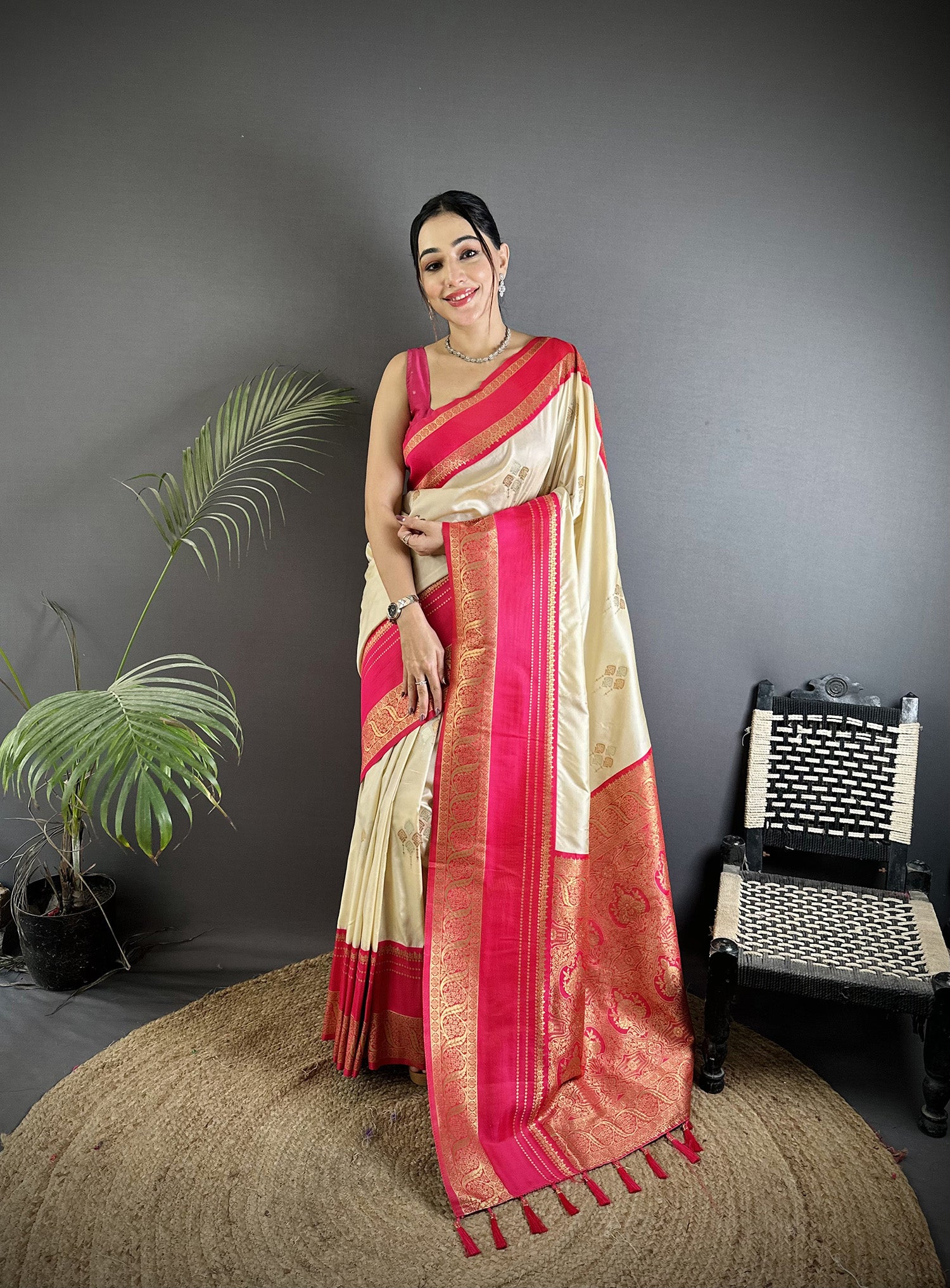 Elora Cream Soft Silk Woven Dual Zari Work Banarasi Saree - Dista