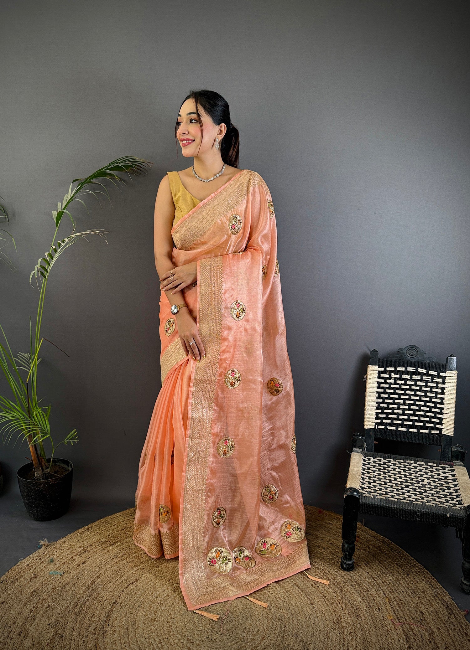Elora Peach Organza Silk Handloom Banarasi Saree With Heavy Khatali Butta Work - Dista