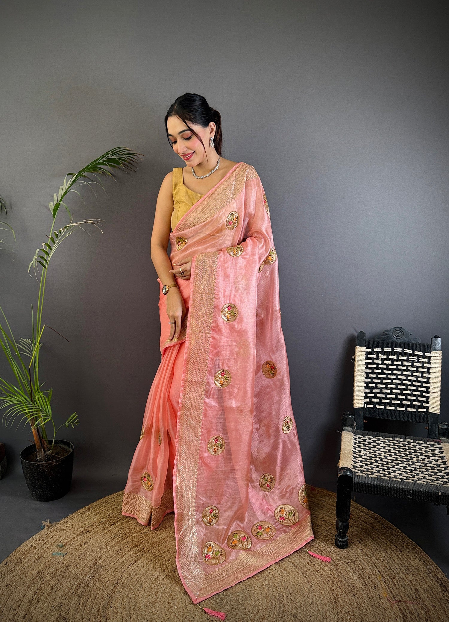 Elora Baby Pink Organza Silk Handloom Banarasi Saree With Heavy Khatali Butta Work - Dista