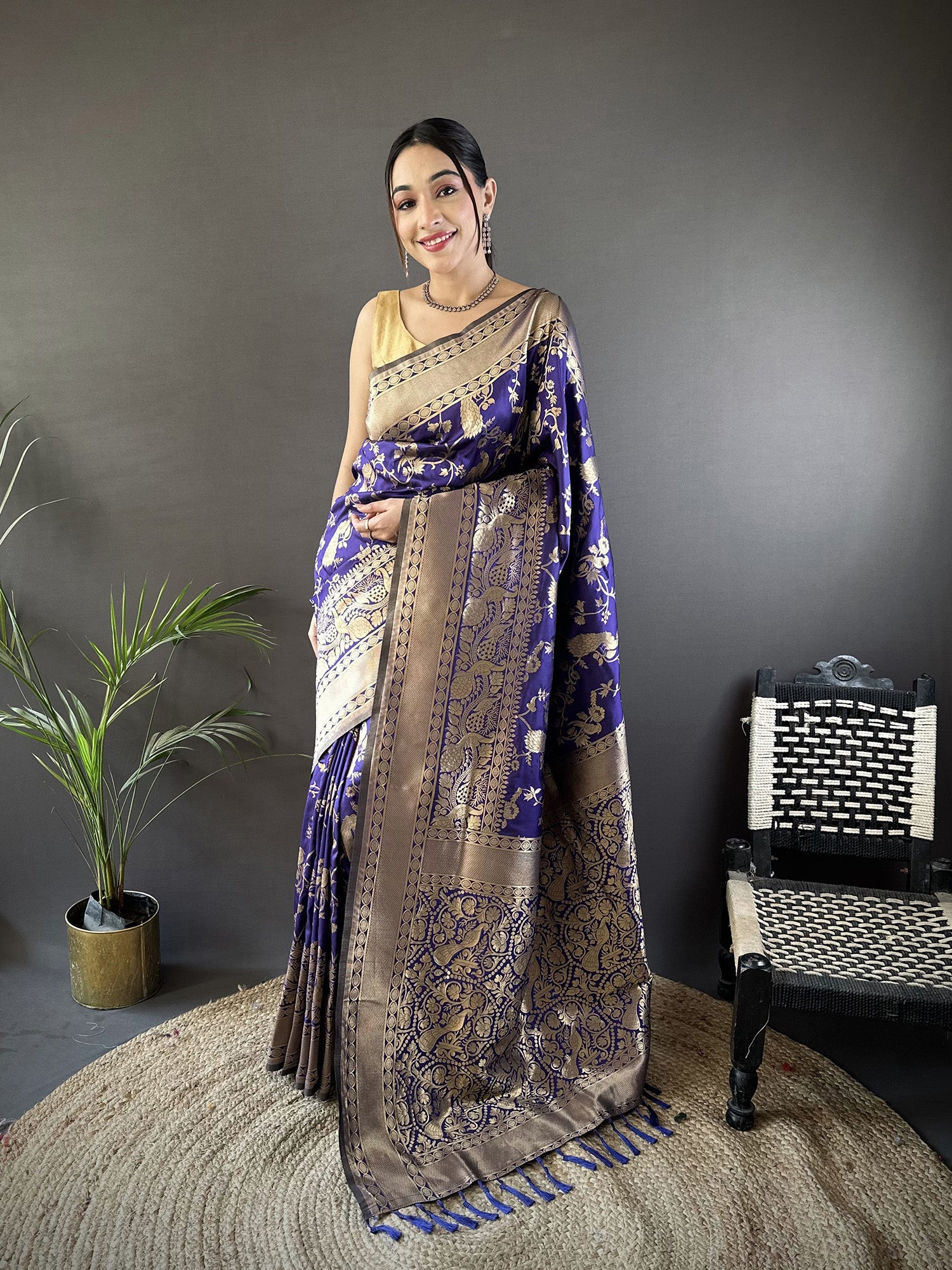 Joban Fashion Royal Blue Banarasi Soft Lichi Silk Floral and Zari Pattern Saree - Distacart