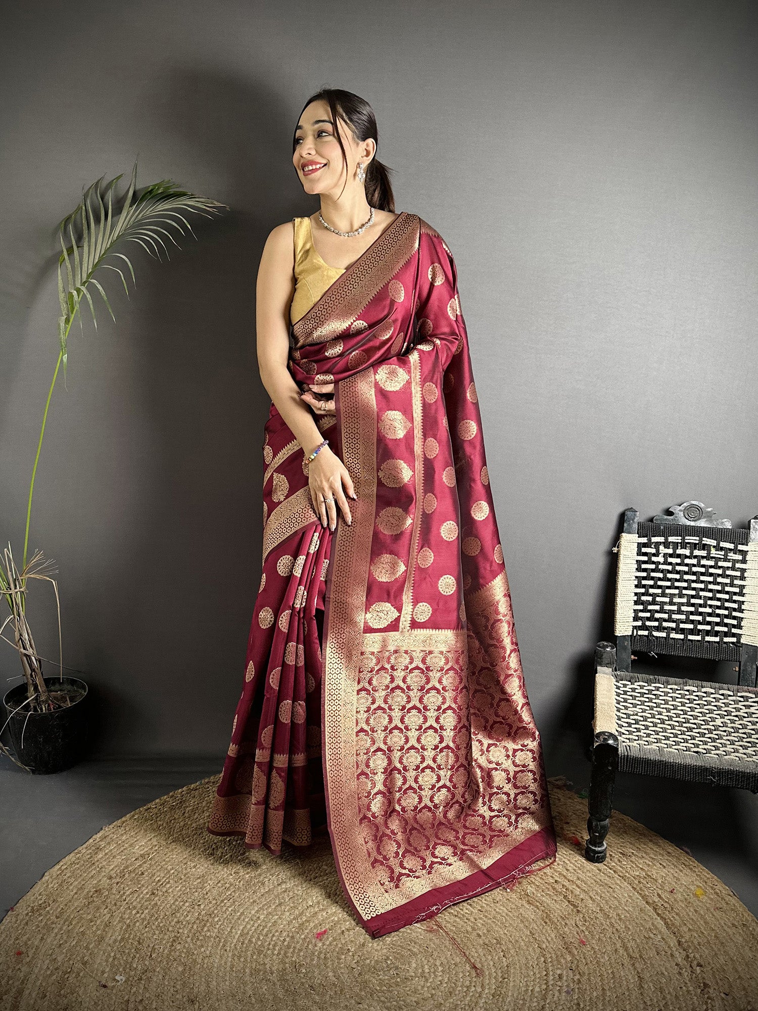 Joban Fashion Maroon Soft Banarasi Silk Jacquard Weaving Saree - Distacart
