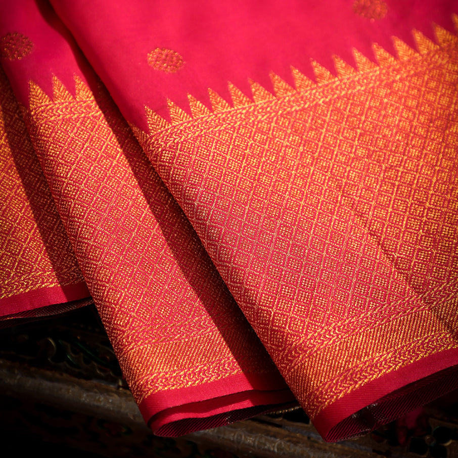 NOZ2TOZ Women Pink Katan Silk Saree - Distacart