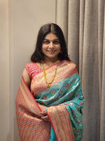 Thumbnail for NOZ2TOZ Women Red Jaal Katan Silk Saree - Distacart