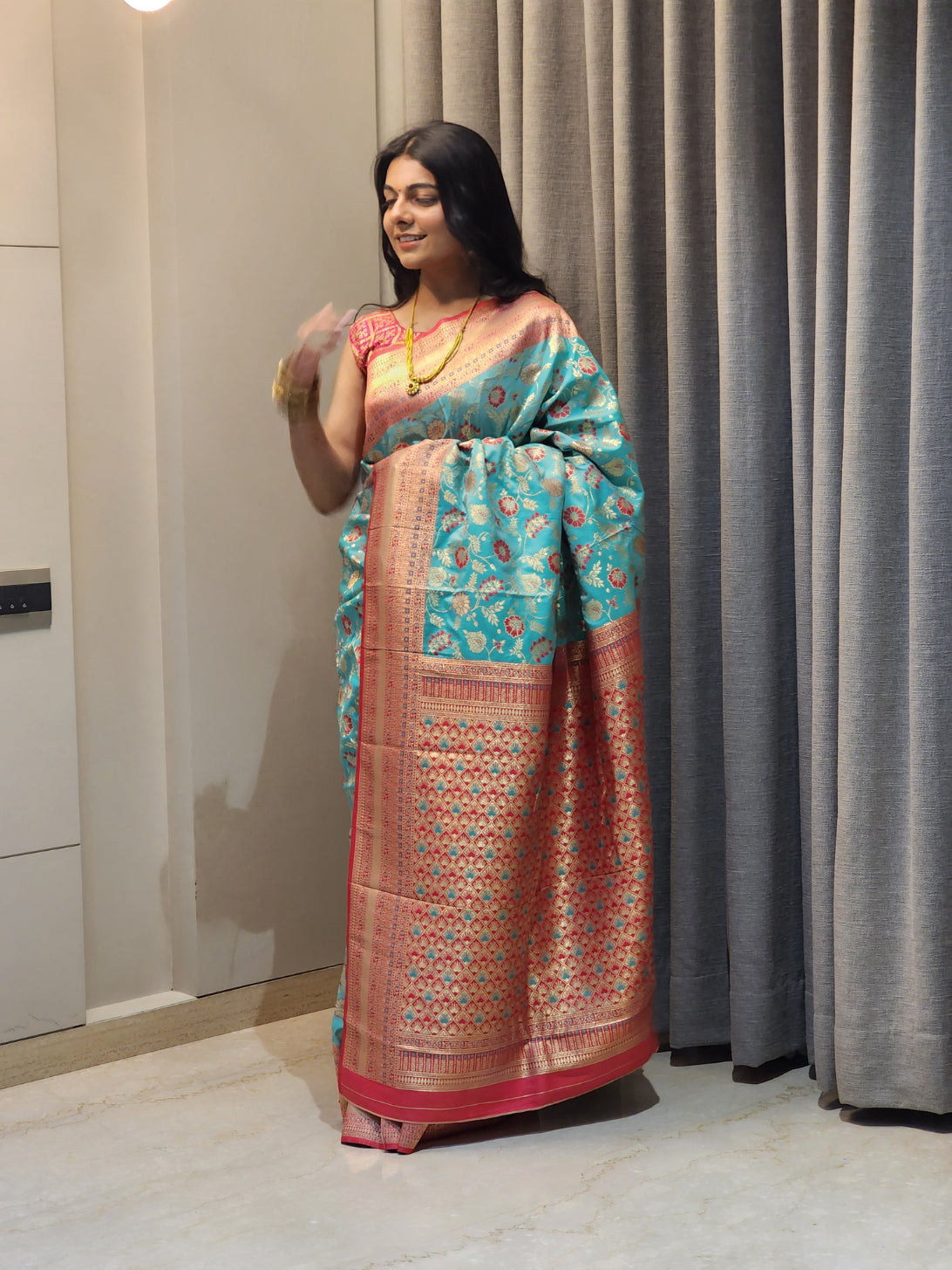 NOZ2TOZ Women Red Jaal Katan Silk Saree - Distacart