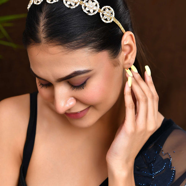 Jewels Nest Gold-Plated Kundan-Style Floral Hairband with Pearl Bead Accents - Distacart