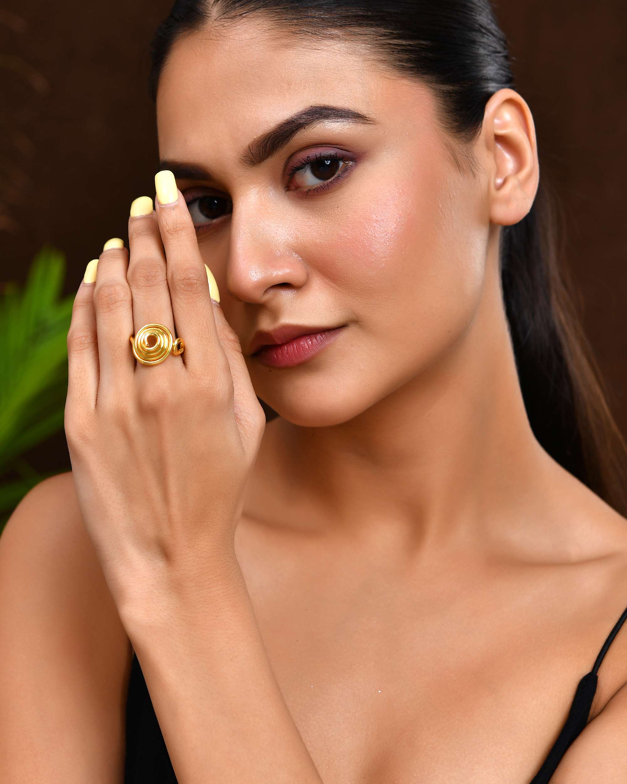 Jewels Nest Gold-Plated Spiral Dome Adjustable Finger Ring | Anti-Tarnish Modern Coil Design for Women