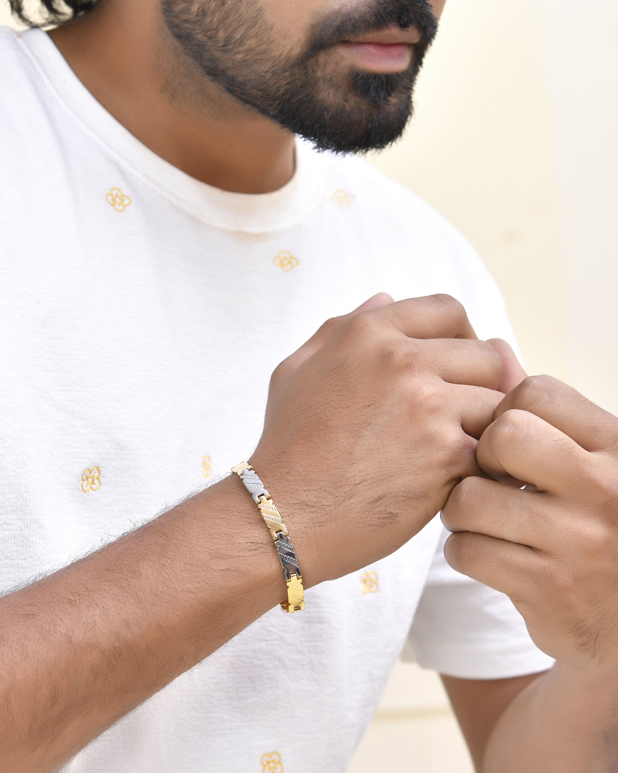 Jewels Nest Elegant Two-Tone Gold & Silver Bracelet - Distacart