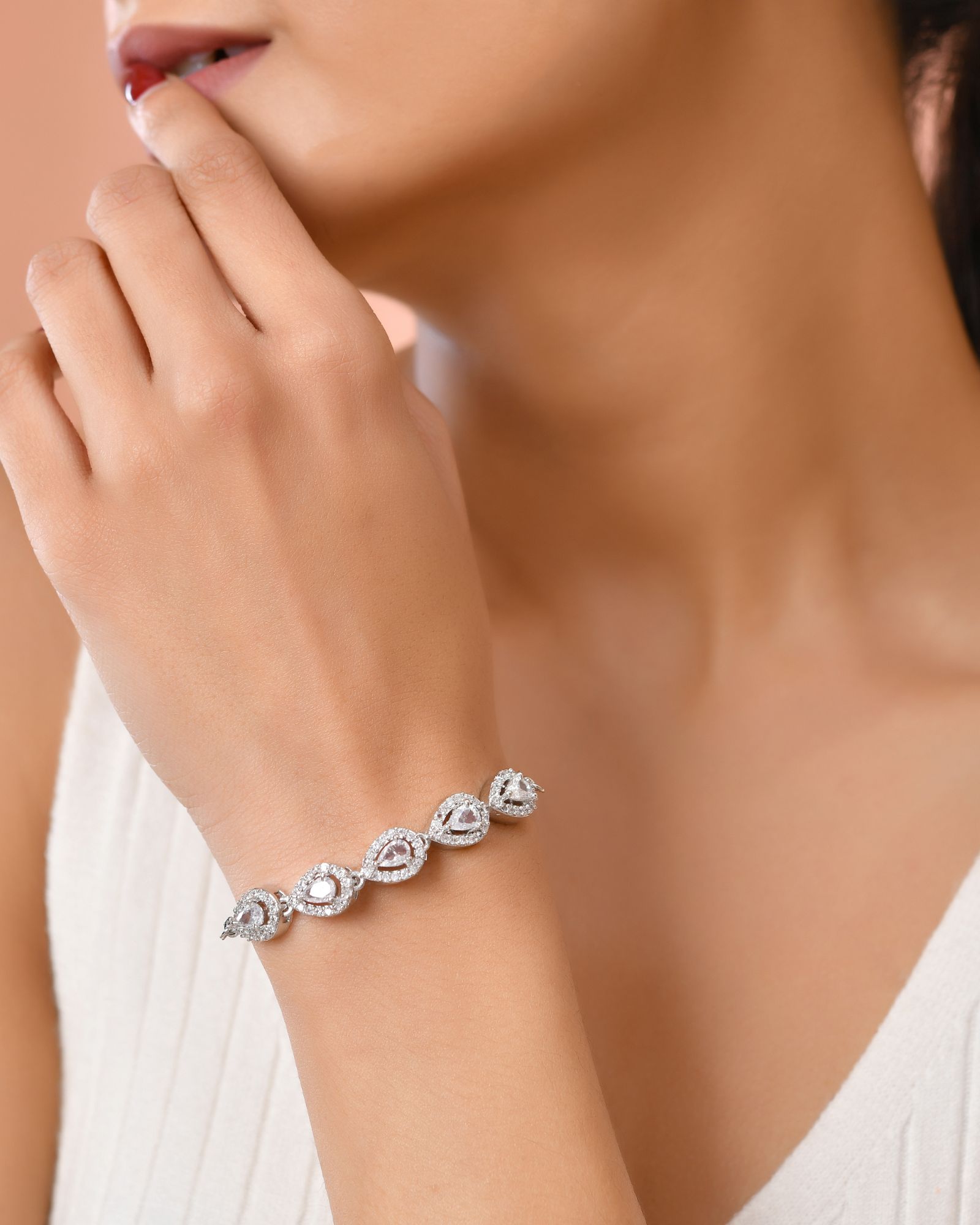 Jewels Nest White Teardrop Diamond-Style Adjustable Bracelet - Distacart