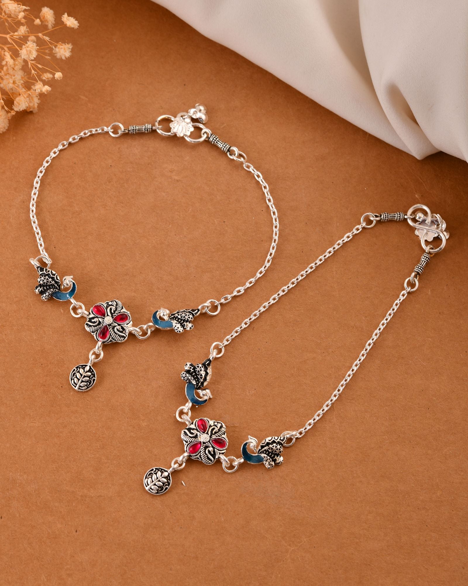 Jewels Nest Vintage Floral Charm Silver Anklet With Enamel Accents And Dangling Motifs - Distacart