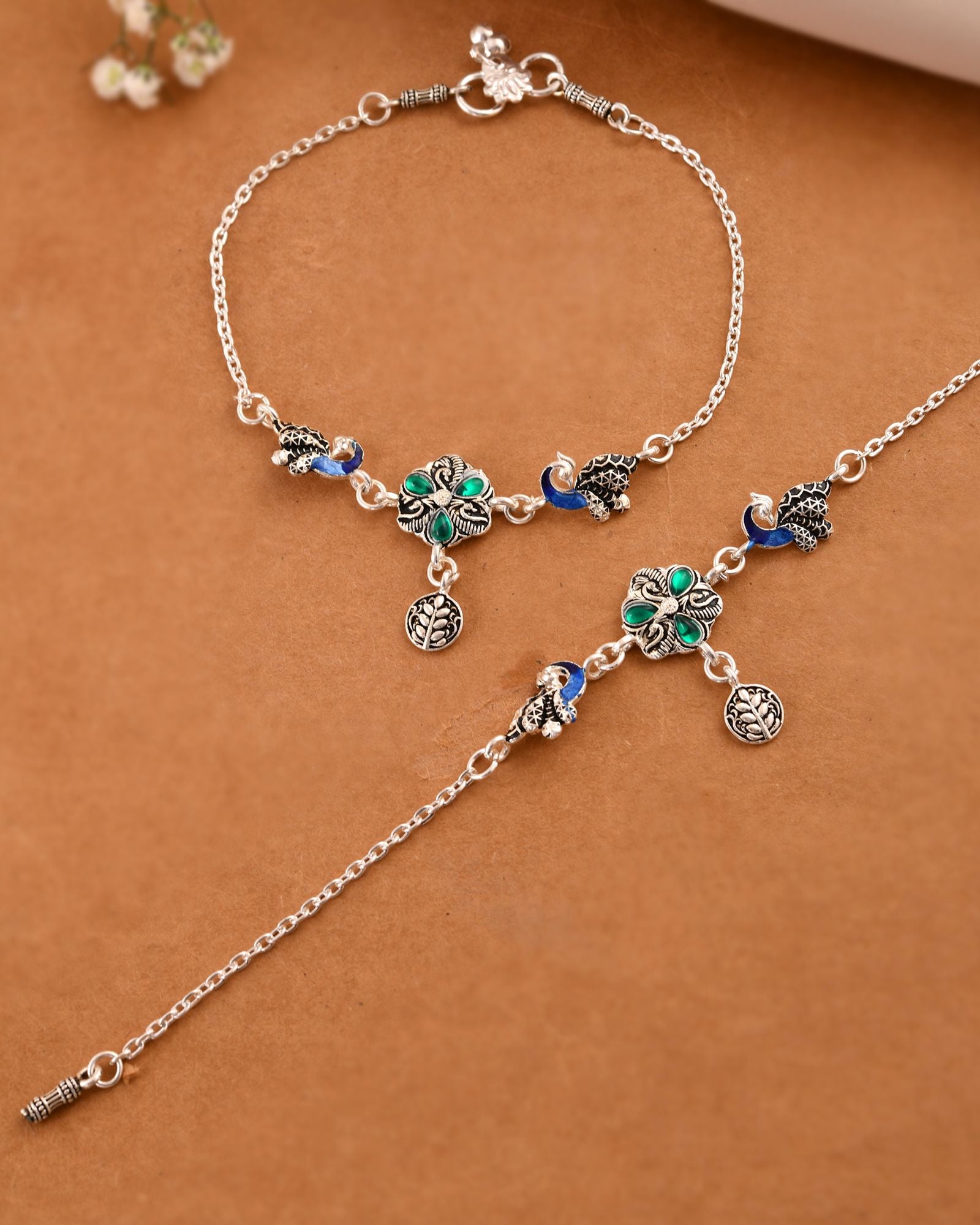 Jewels Nest Royal Peacock Charm Silver Anklet With Emerald Floral Centre And Leaf Drop - Distacart